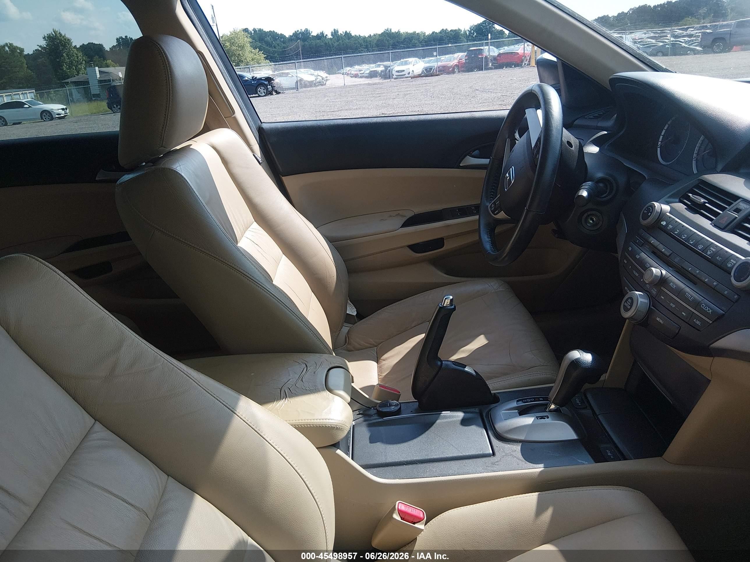 2012 Honda Accord 2.4 Se White vin: 1HGCP2F64CA223187