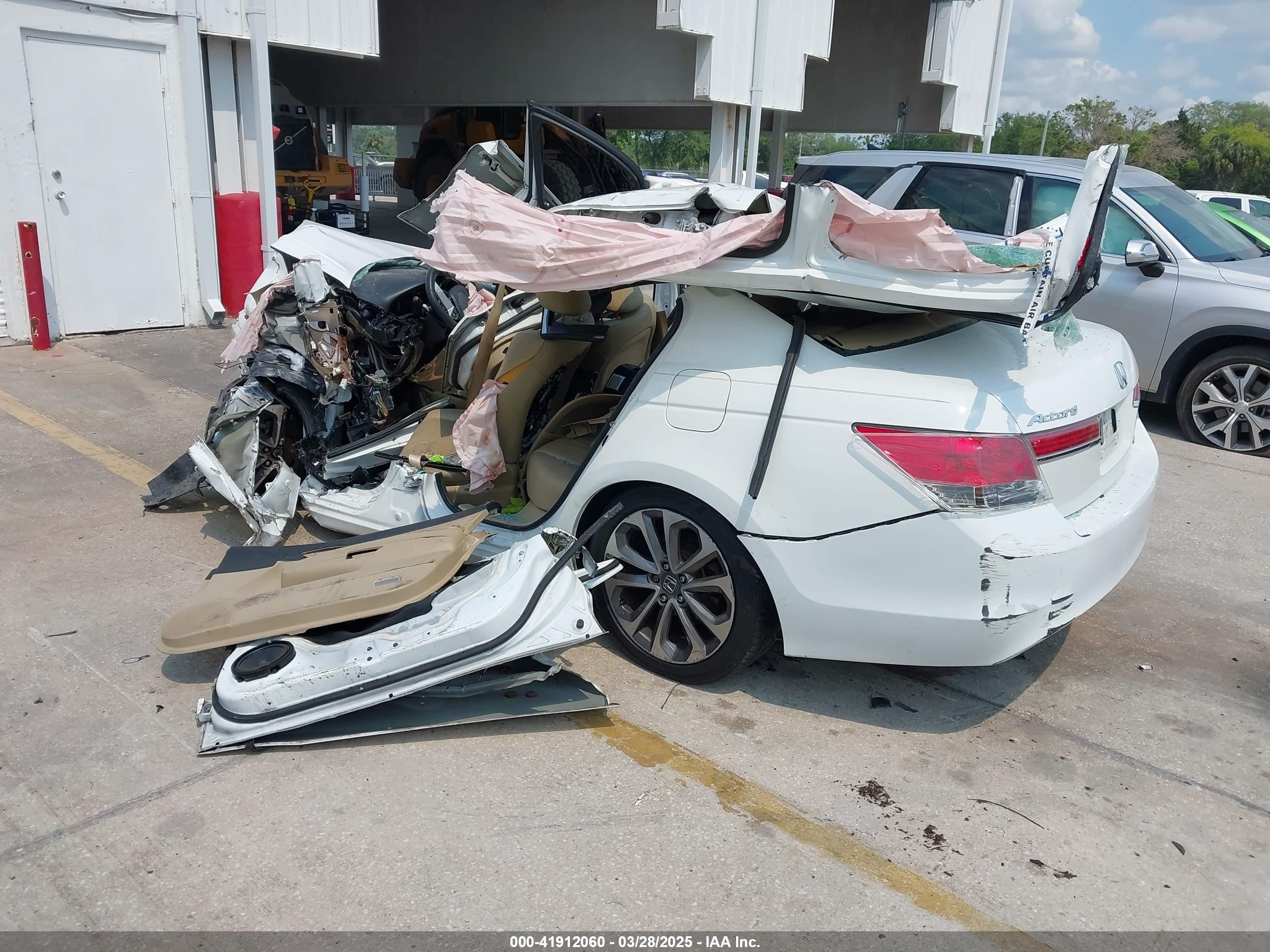 2012 Honda Accord 2.4 Se White vin: 1HGCP2F64CA234030