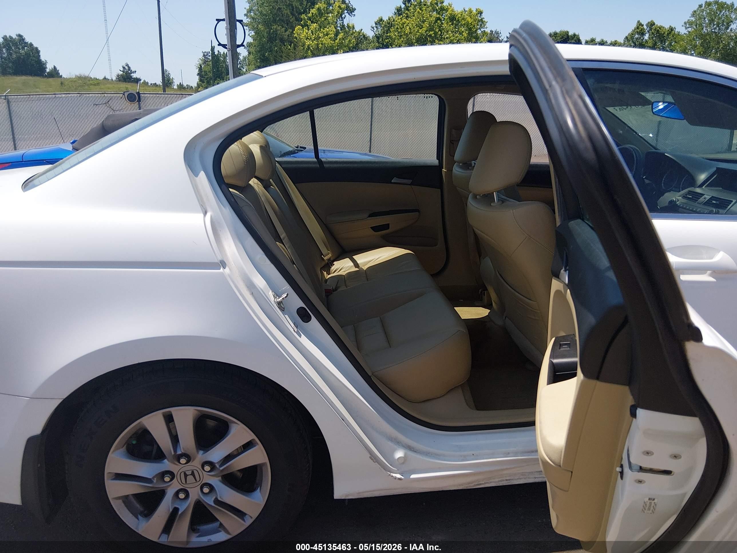 2012 Honda Accord 2.4 Se Белый vin: 1HGCP2F64CA235792
