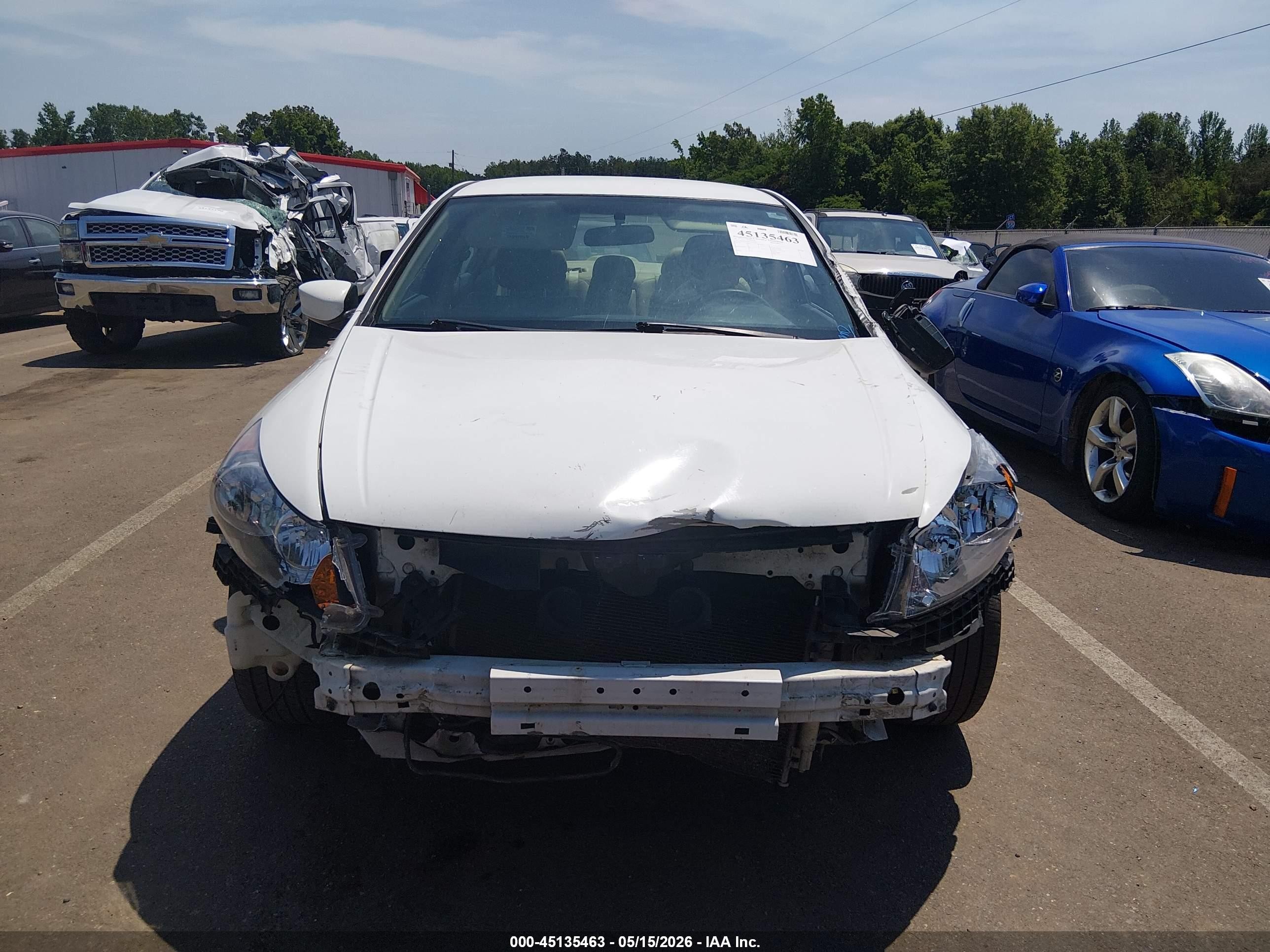 2012 Honda Accord 2.4 Se Белый vin: 1HGCP2F64CA235792