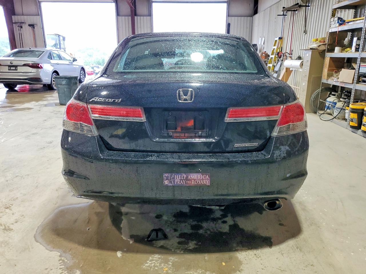 2011 Honda Accord Black vin: 1HGCP2F65BA152936