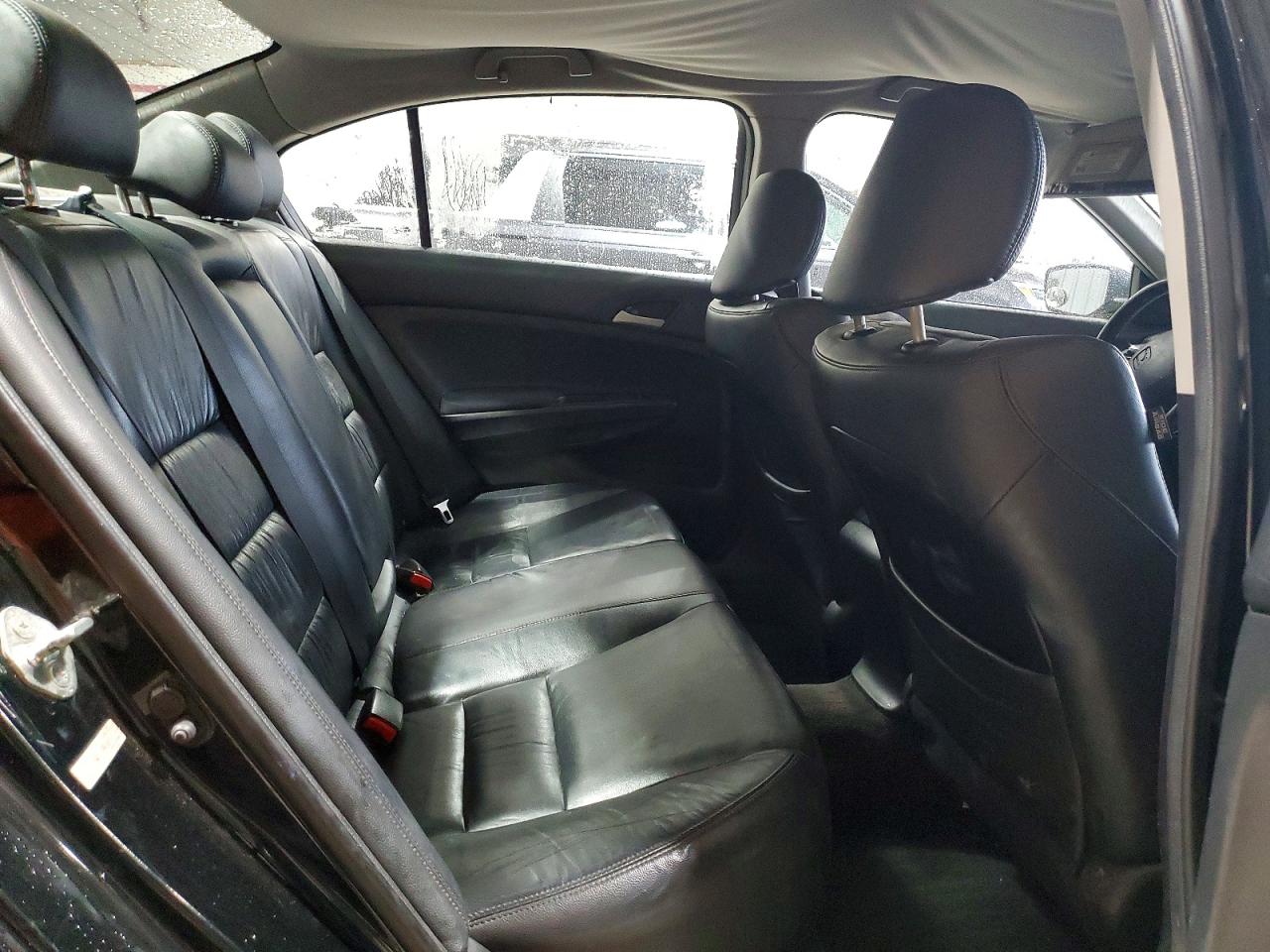 2011 Honda Accord Black vin: 1HGCP2F65BA152936