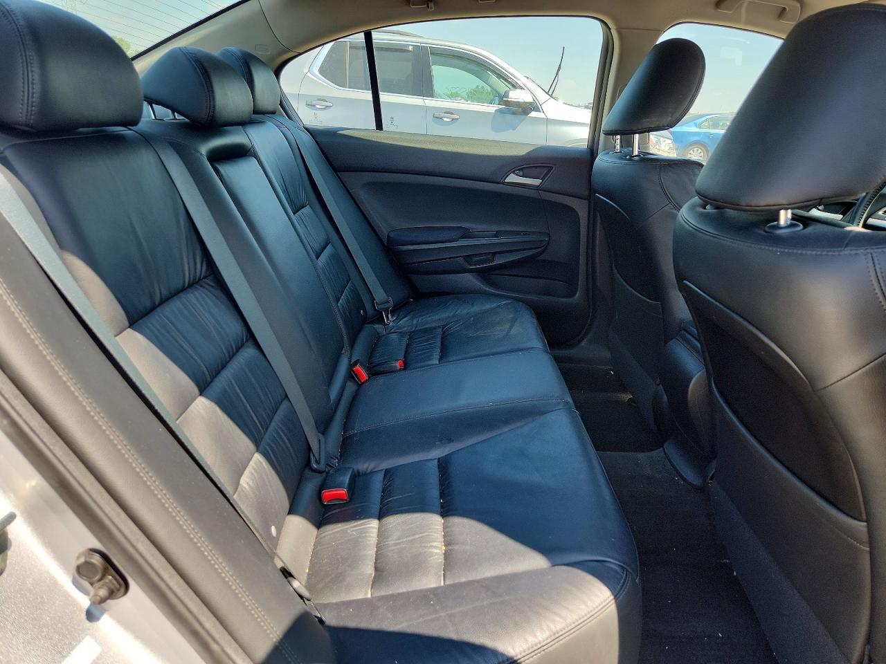 2012 Honda Accord Se Silver vin: 1HGCP2F65CA087393
