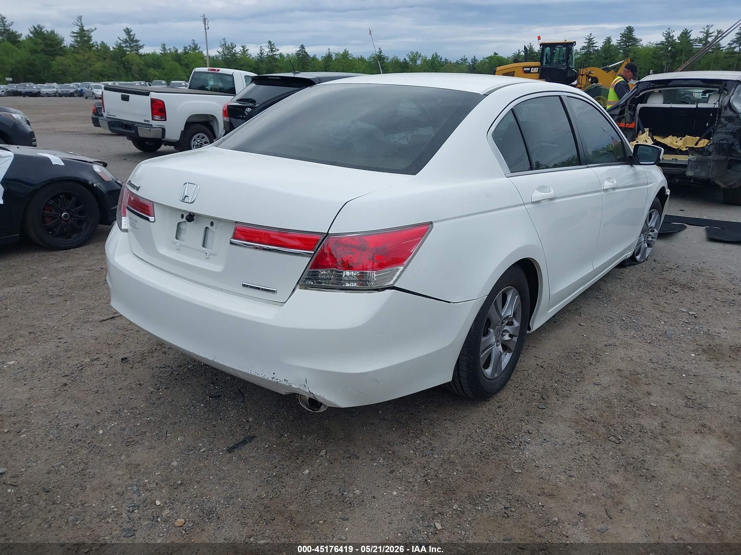 2012 Honda Accord 2.4 Se Белый vin: 1HGCP2F65CA134356