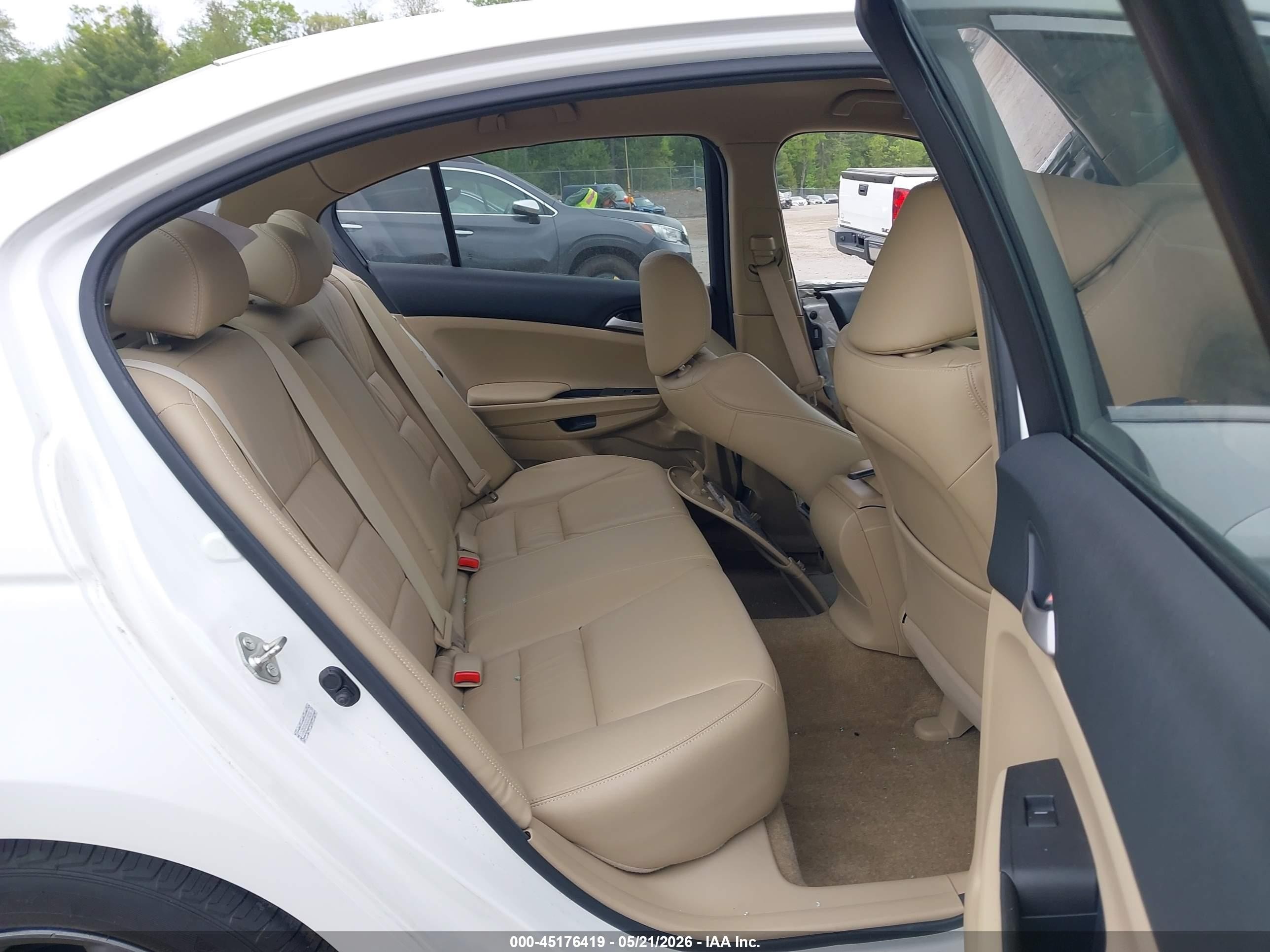 2012 Honda Accord 2.4 Se Белый vin: 1HGCP2F65CA134356