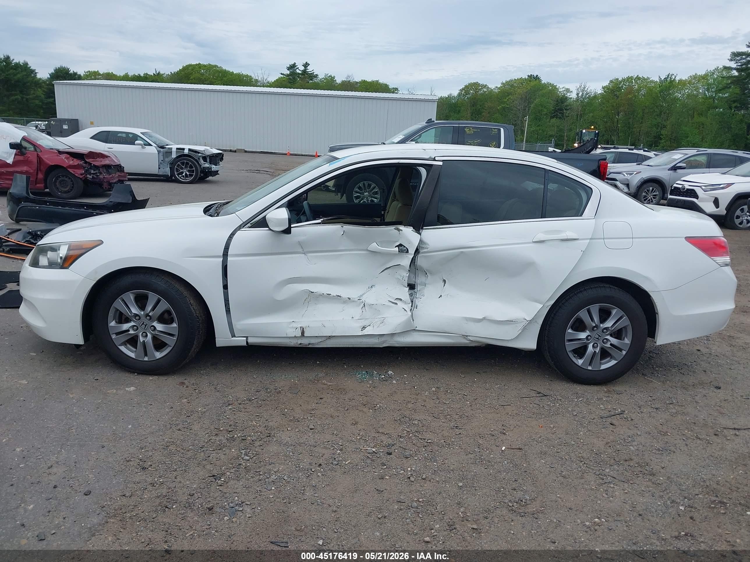 2012 Honda Accord 2.4 Se Белый vin: 1HGCP2F65CA134356