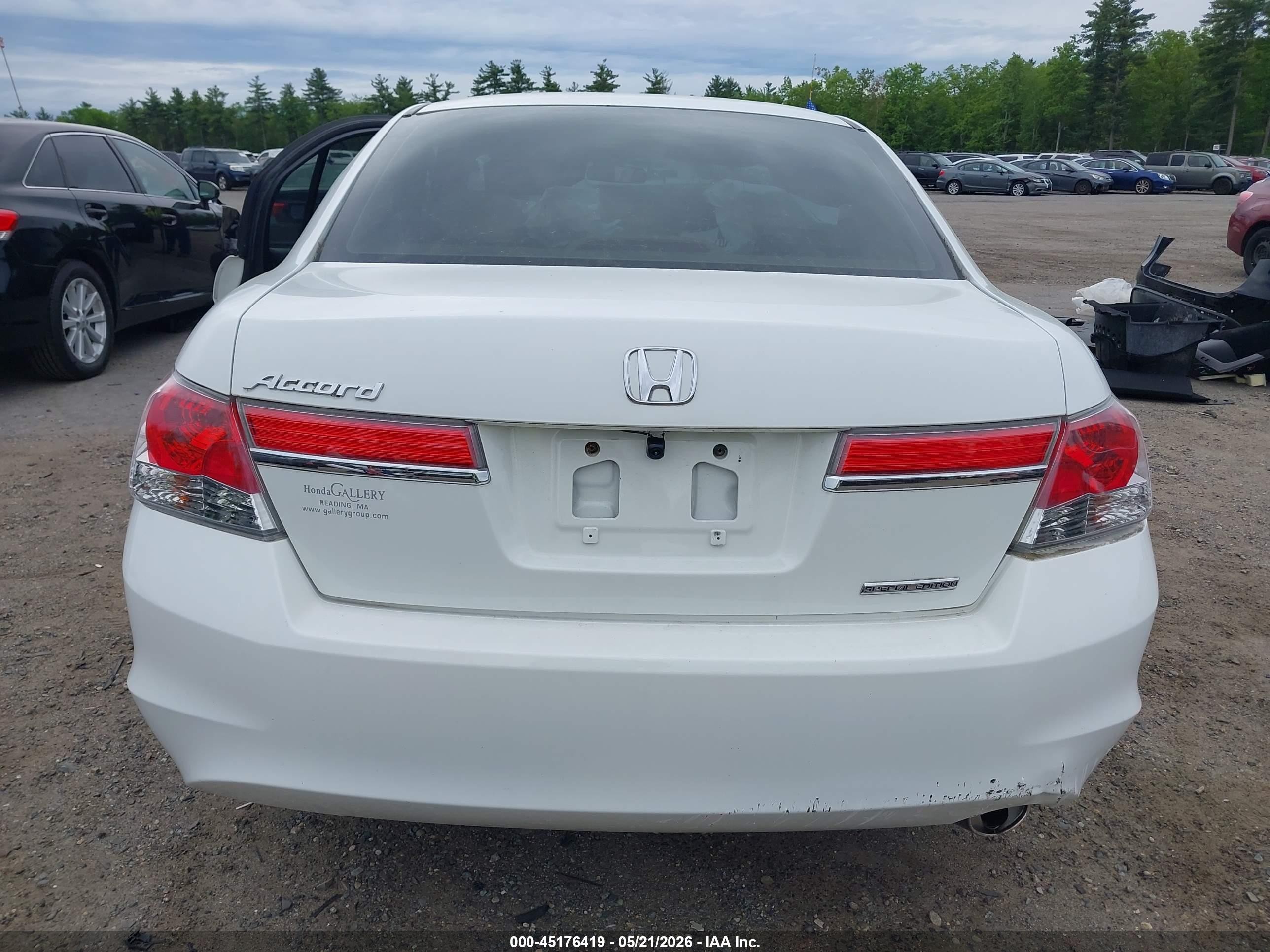 2012 Honda Accord 2.4 Se Белый vin: 1HGCP2F65CA134356