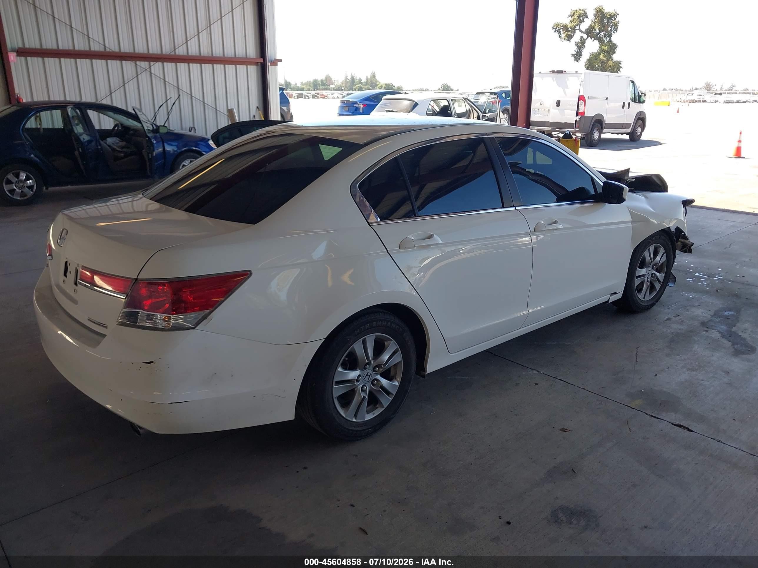 2012 Honda Accord 2.4 Se White vin: 1HGCP2F65CA152517