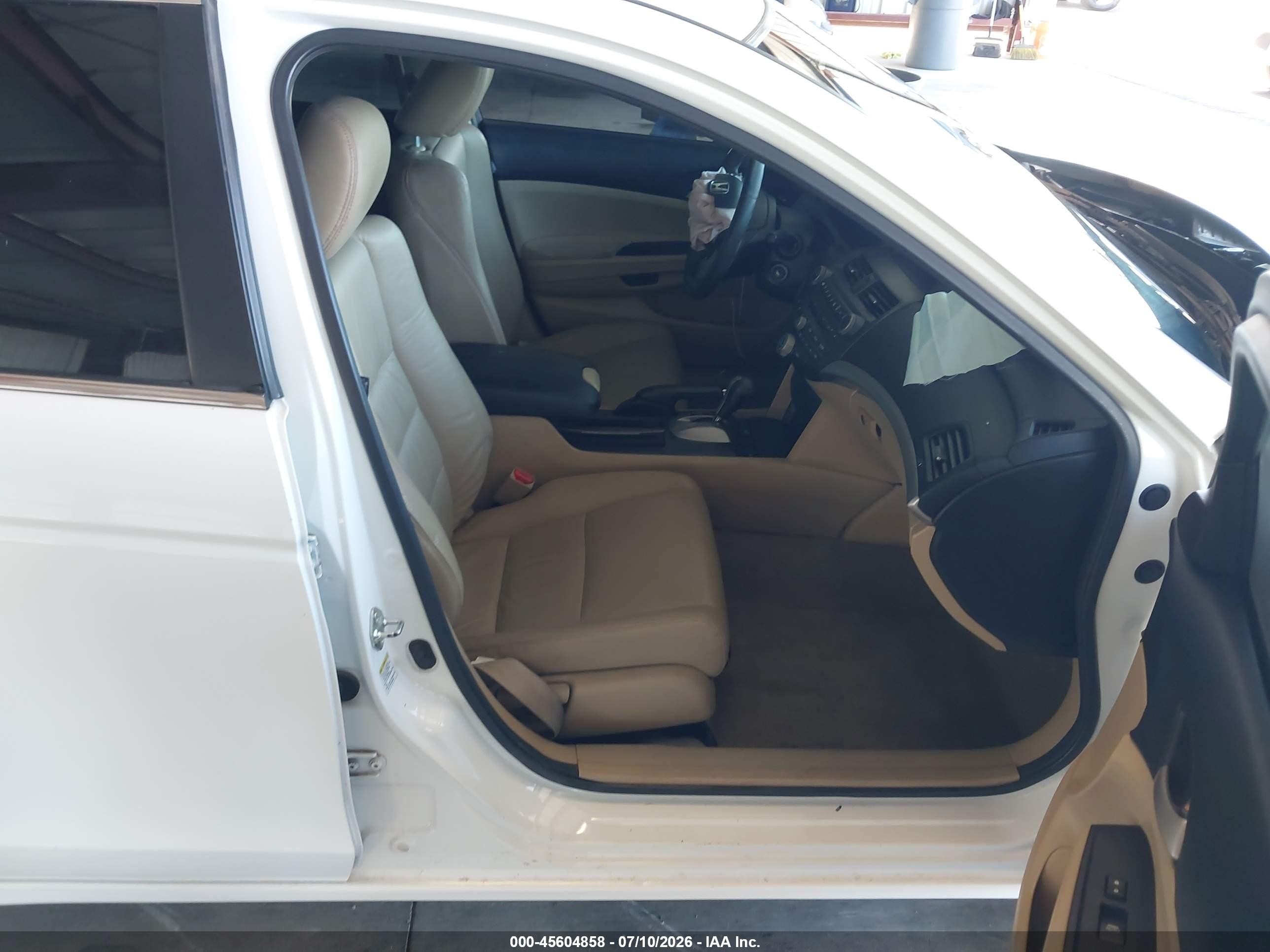 2012 Honda Accord 2.4 Se White vin: 1HGCP2F65CA152517