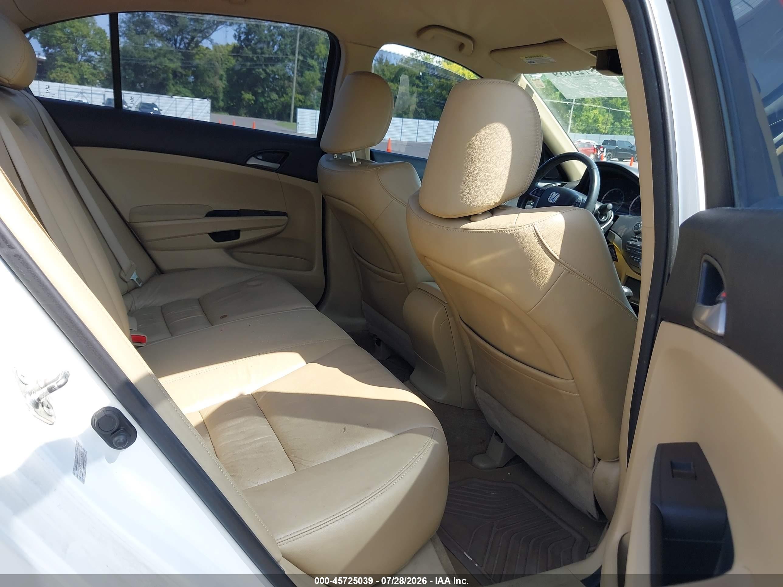 2012 Honda Accord 2.4 Se White vin: 1HGCP2F65CA190233
