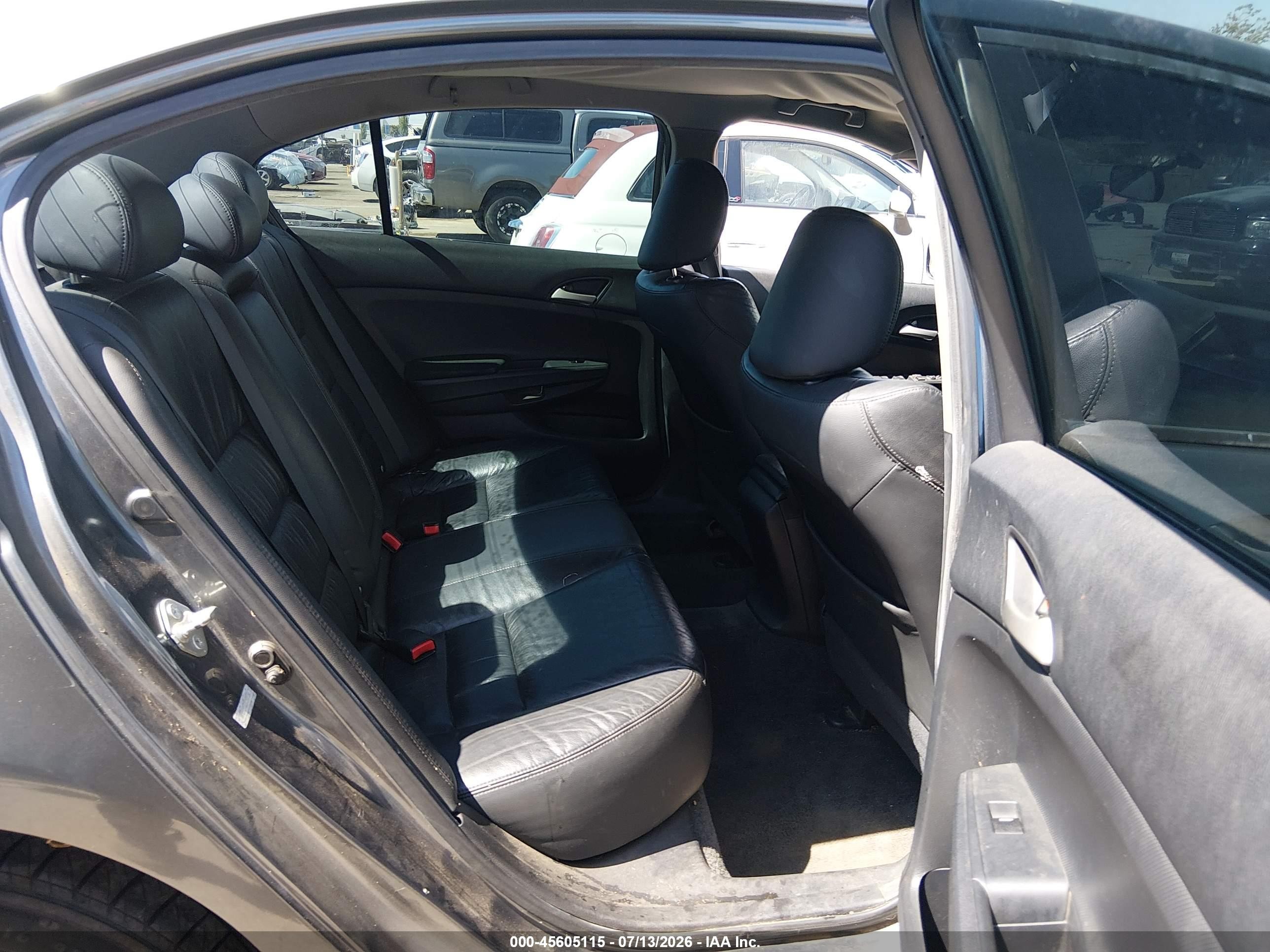 2011 Honda Accord 2.4 Se Gray vin: 1HGCP2F66BA004004