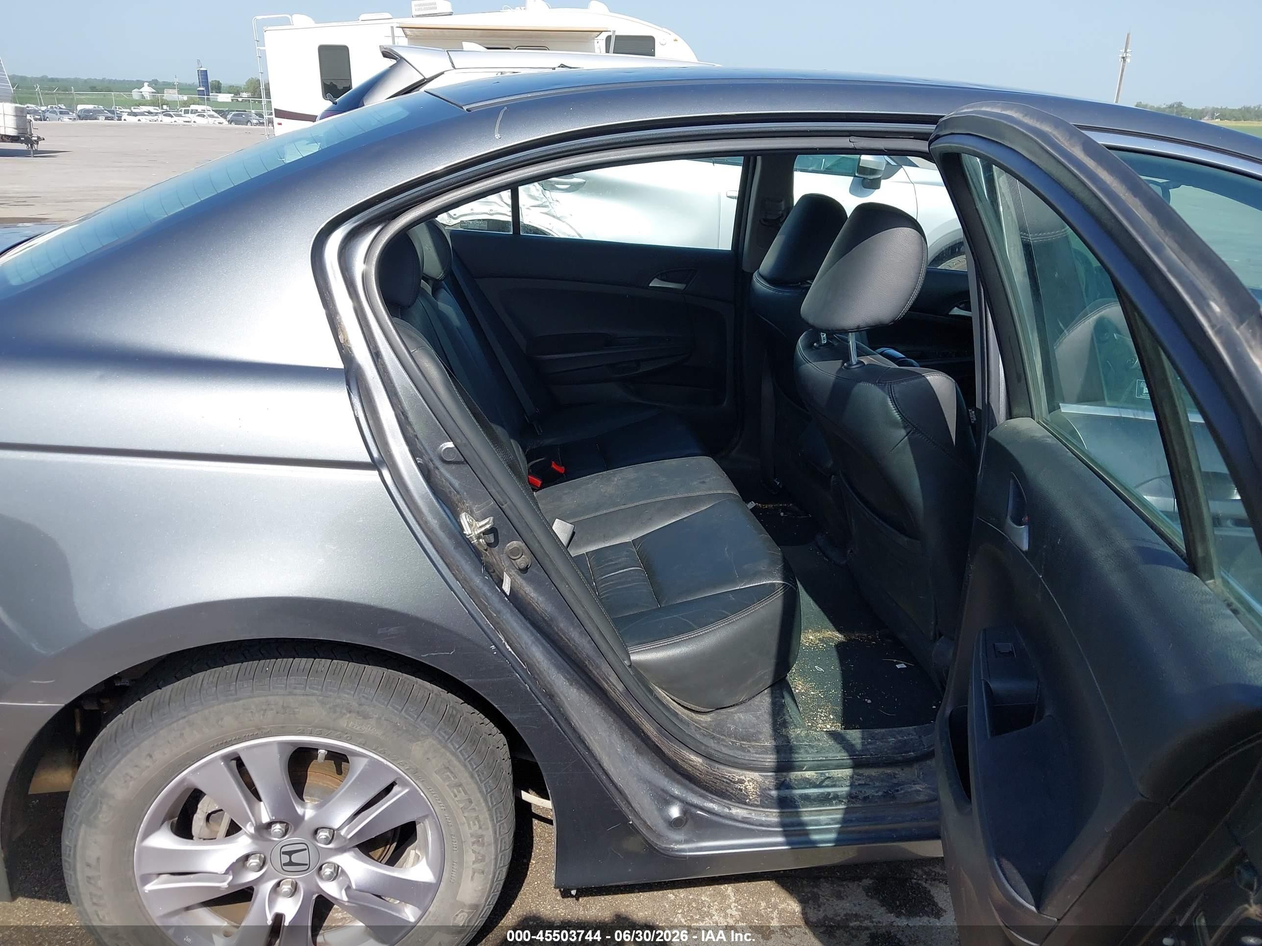 2012 Honda Accord 2.4 Se Gray vin: 1HGCP2F66CA027008