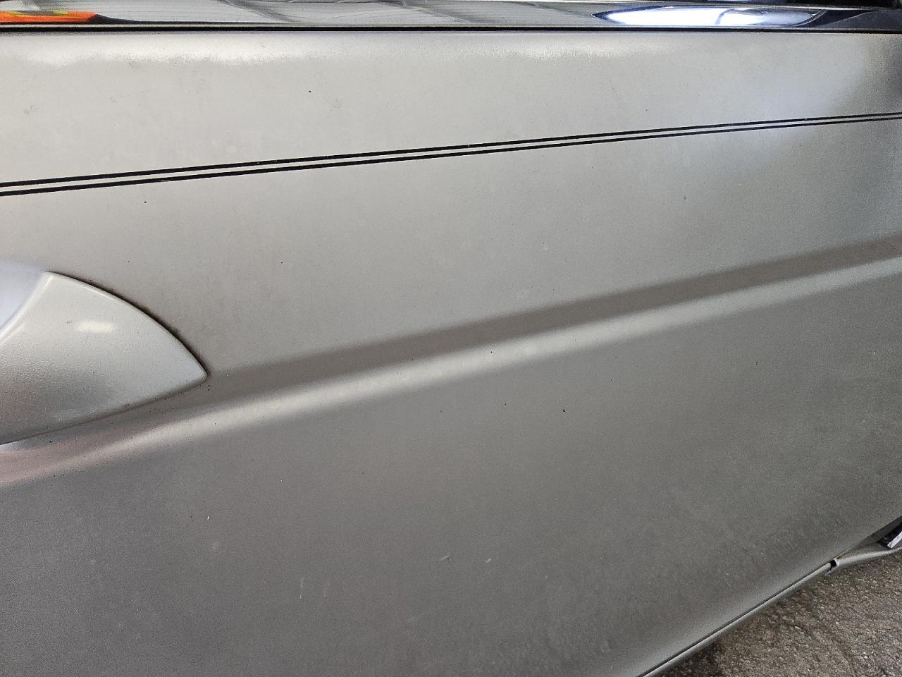 2012 Honda Accord Se White vin: 1HGCP2F66CA165101 Damage: Right Front Door, Oxidized, > 12 Inches