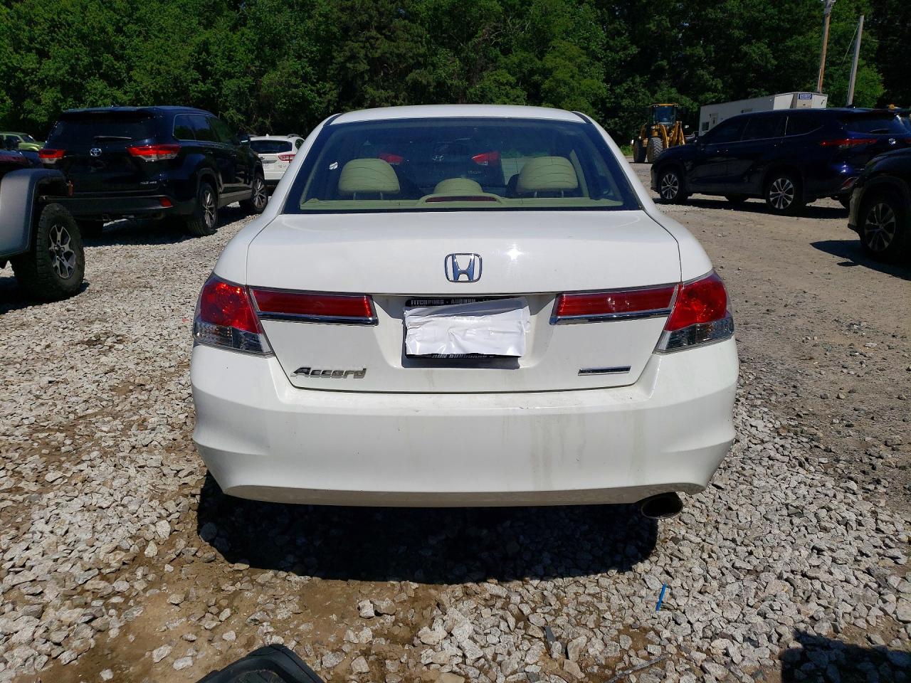 2012 Honda Accord White vin: 1HGCP2F66CA189060