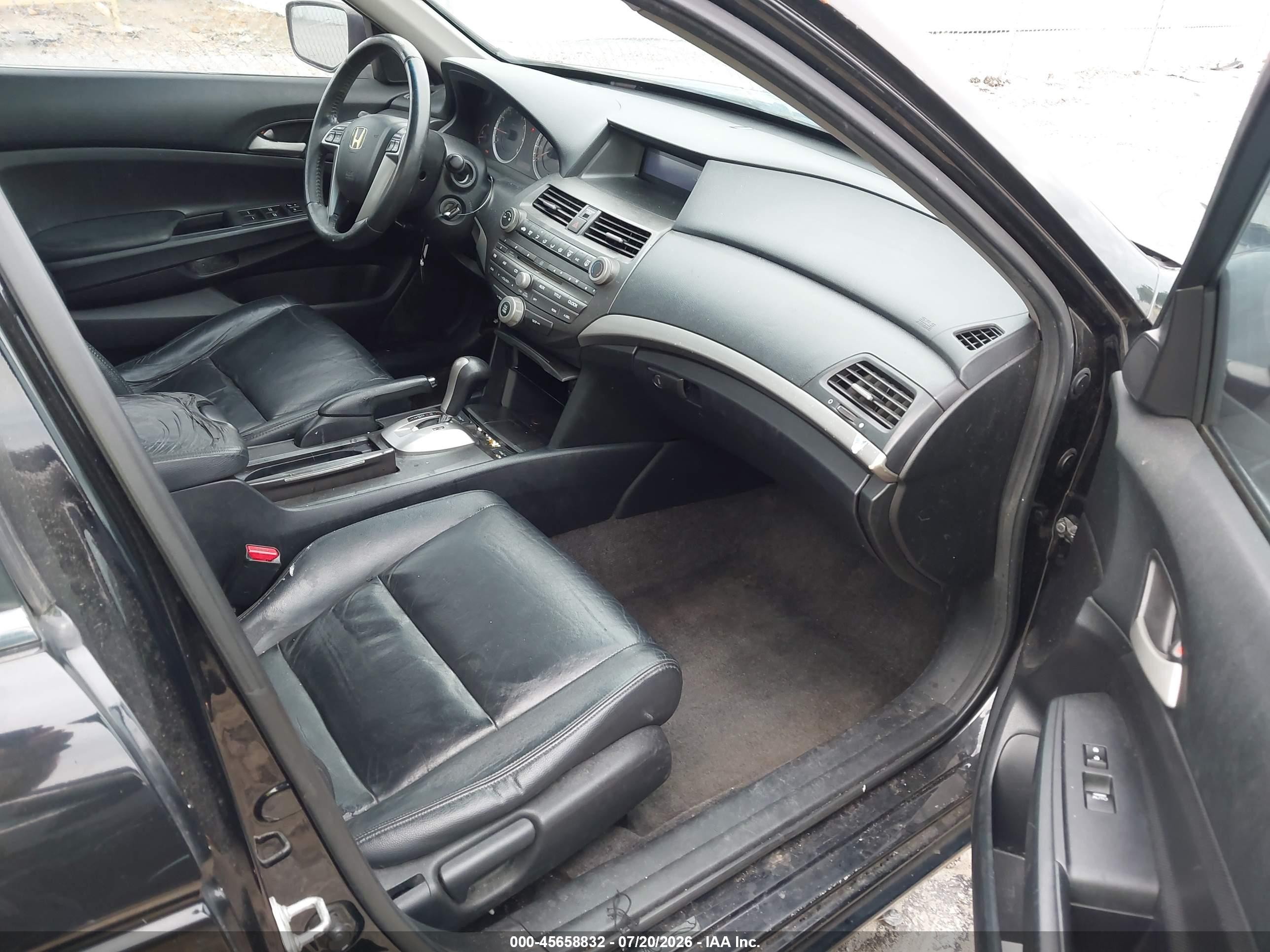 2011 Honda Accord 2.4 Se Черный vin: 1HGCP2F67BA130453