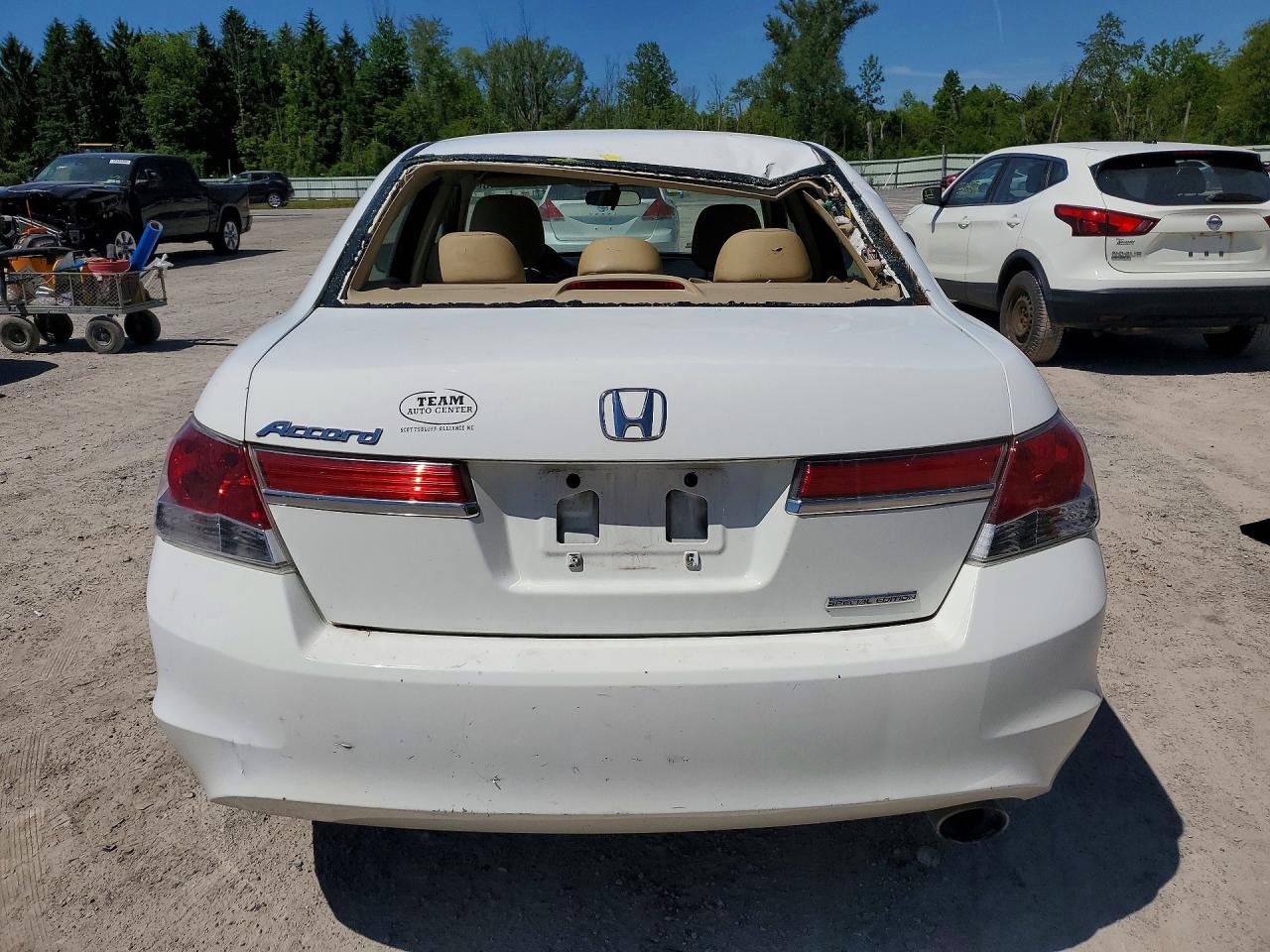 2011 Honda Accord Se White vin: 1HGCP2F67BA143607