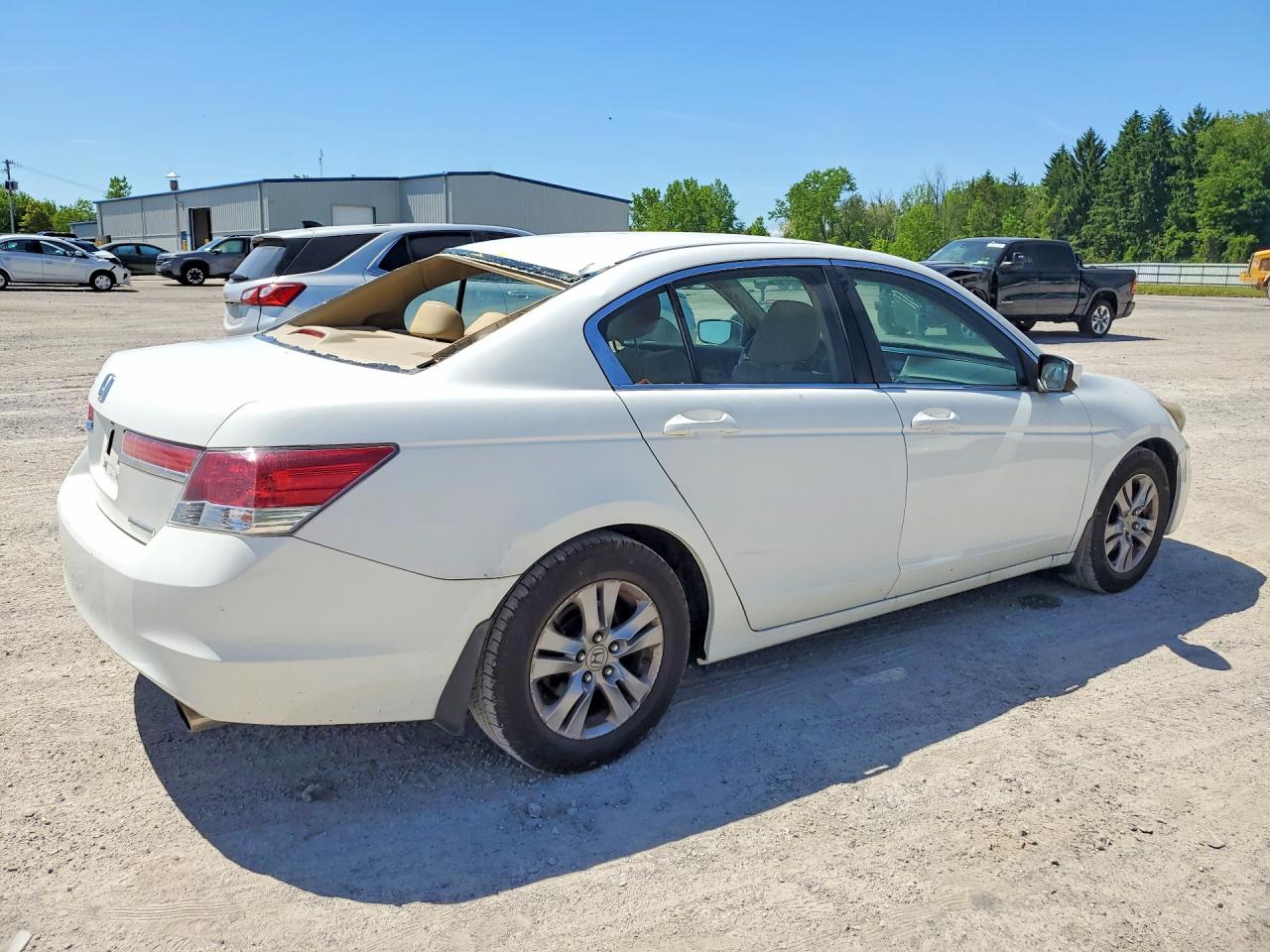 2011 Honda Accord Se White vin: 1HGCP2F67BA143607