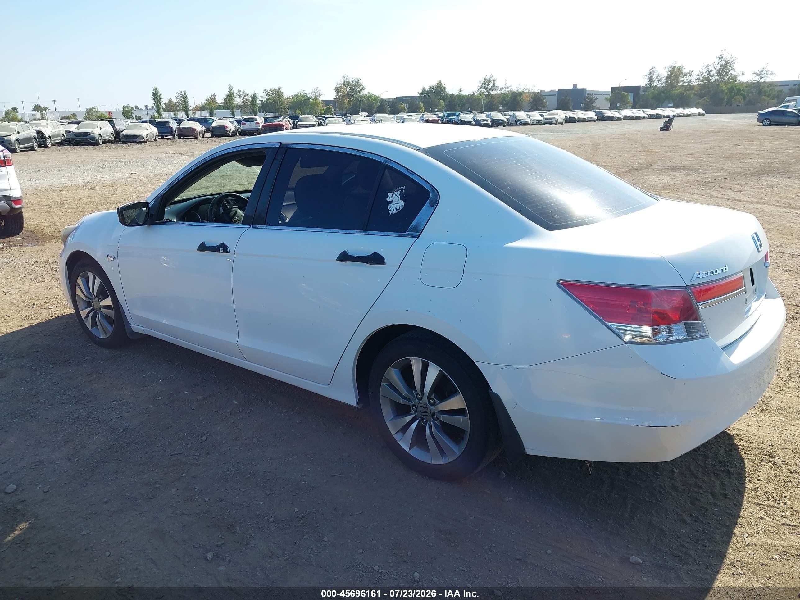 2012 Honda Accord 2.4 Se Белый vin: 1HGCP2F67CA133340