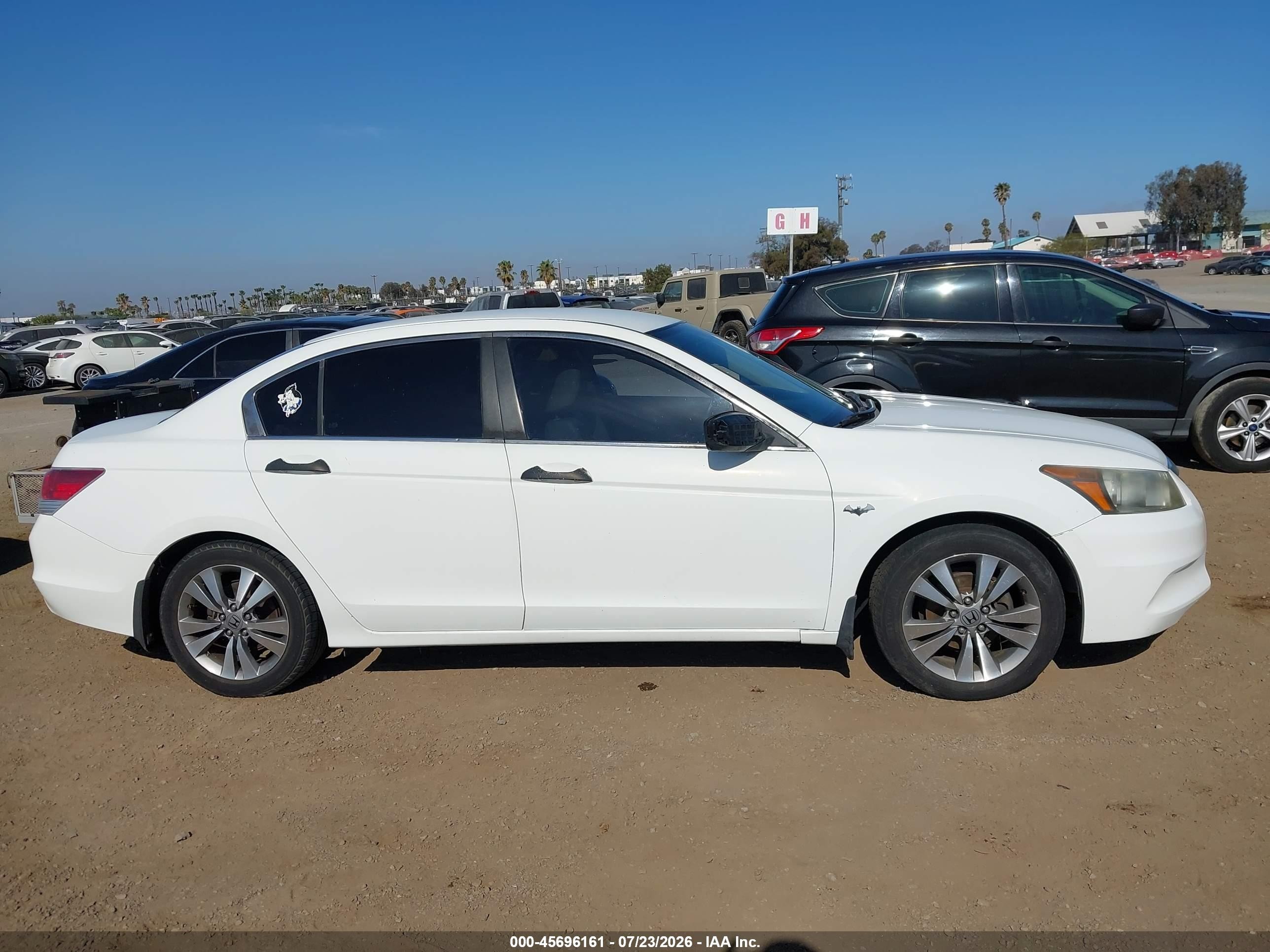 2012 Honda Accord 2.4 Se Белый vin: 1HGCP2F67CA133340