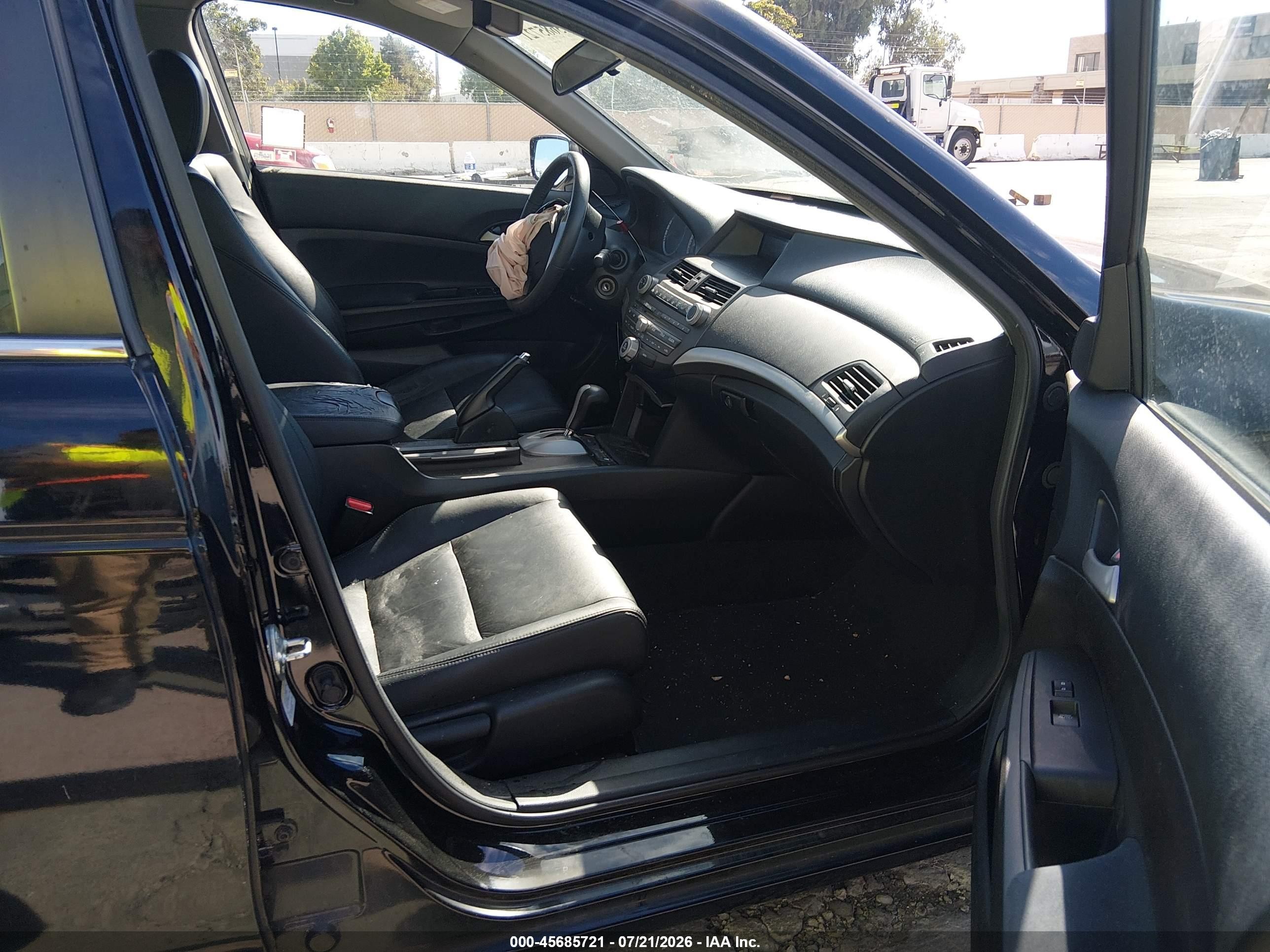 2012 Honda Accord 2.4 Se Черный vin: 1HGCP2F67CA158495