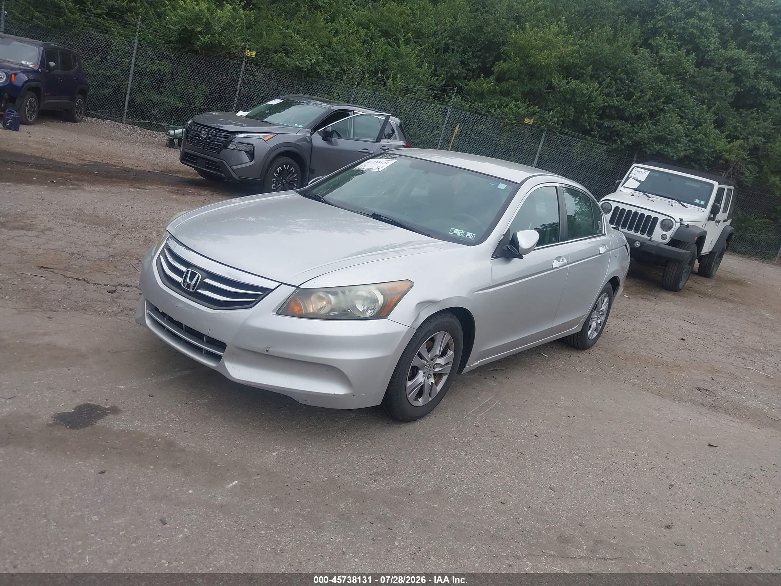 2012 Honda Accord 2.4 Se Серебряный vin: 1HGCP2F67CA185812
