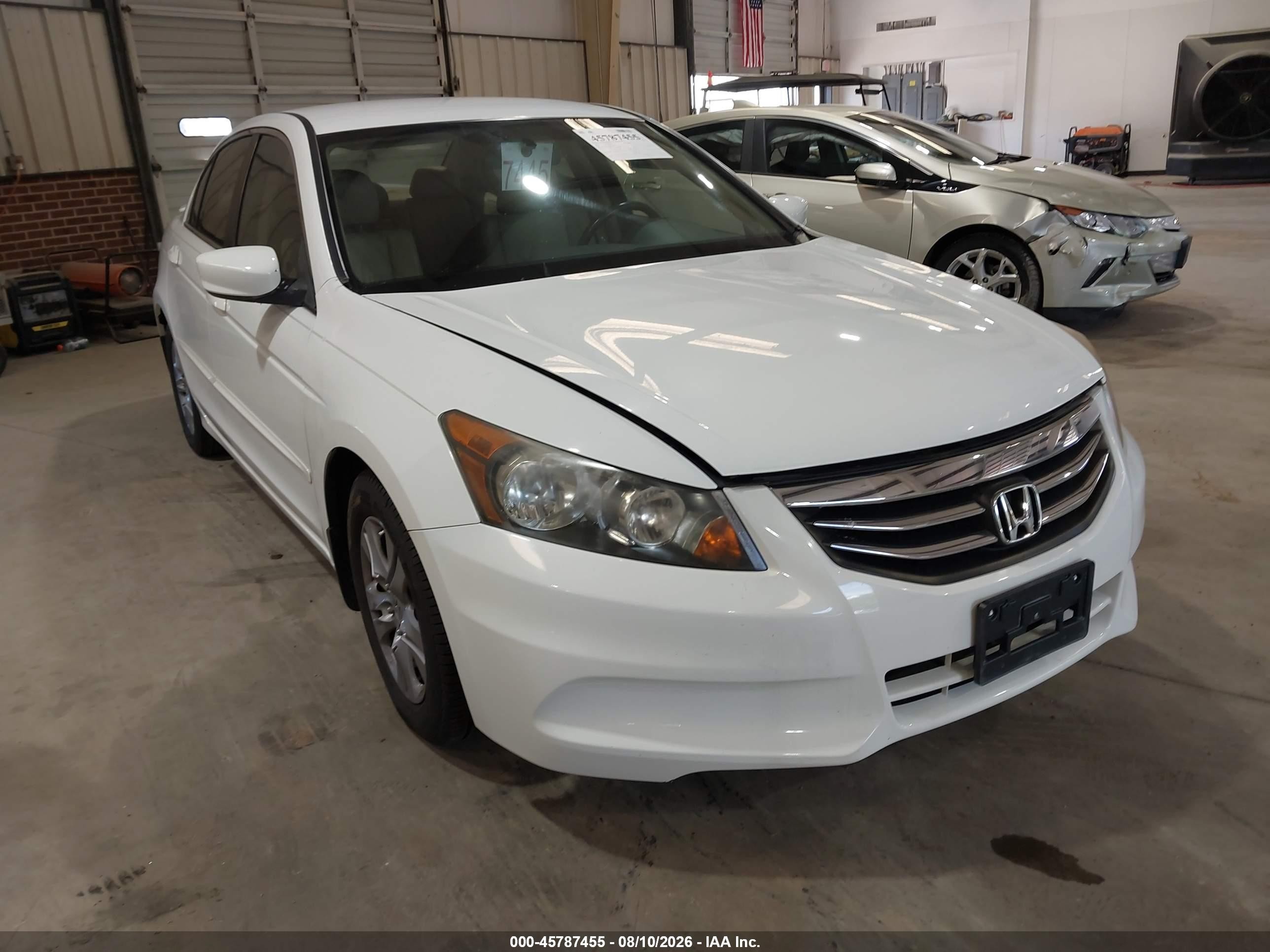 2011 Honda Accord 2.4 Se Белый vin: 1HGCP2F68BA052488