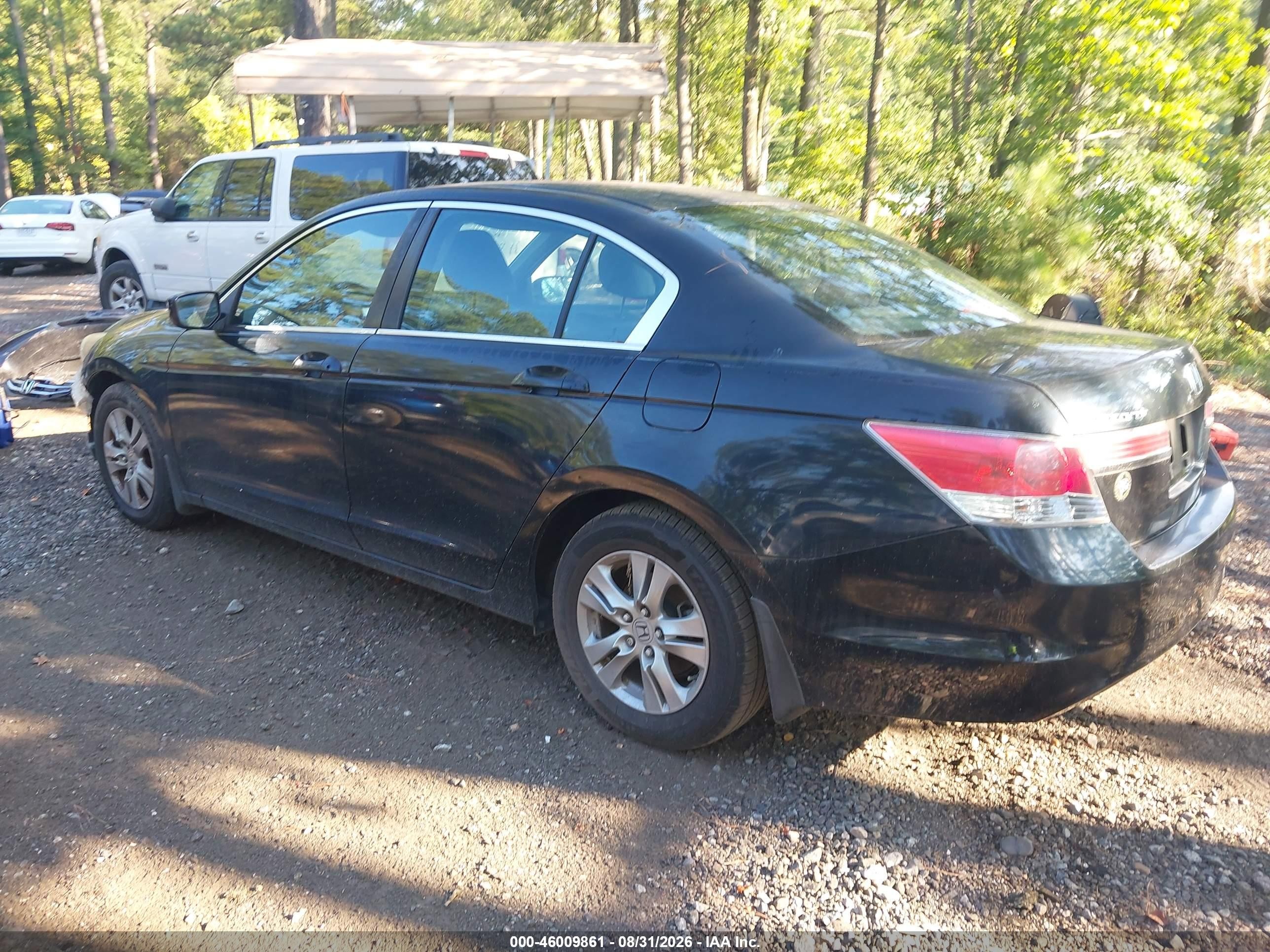 2011 Honda Accord 2.4 Se Черный vin: 1HGCP2F68BA137444