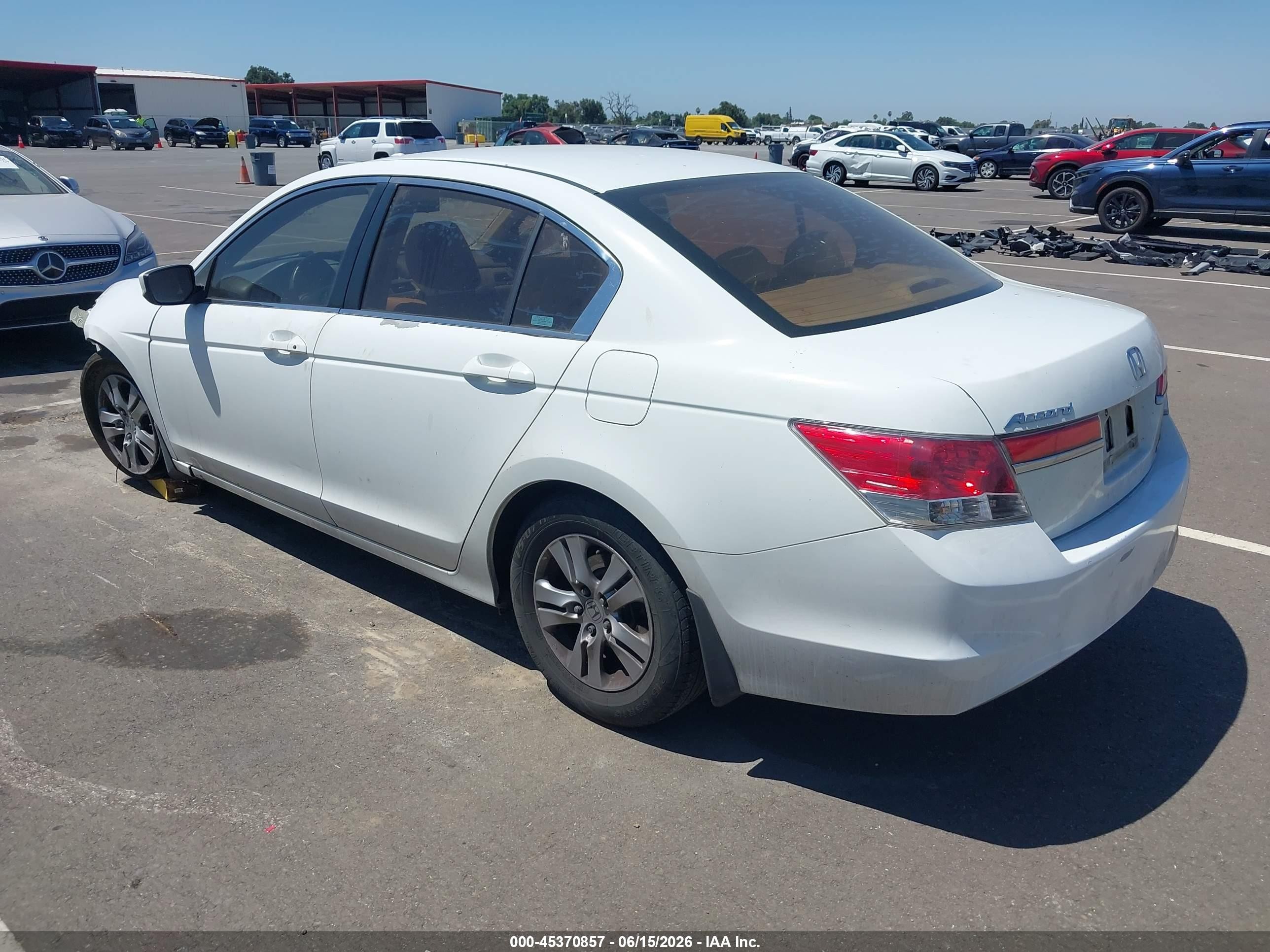 2011 Honda Accord 2.4 Se White vin: 1HGCP2F68BA155409