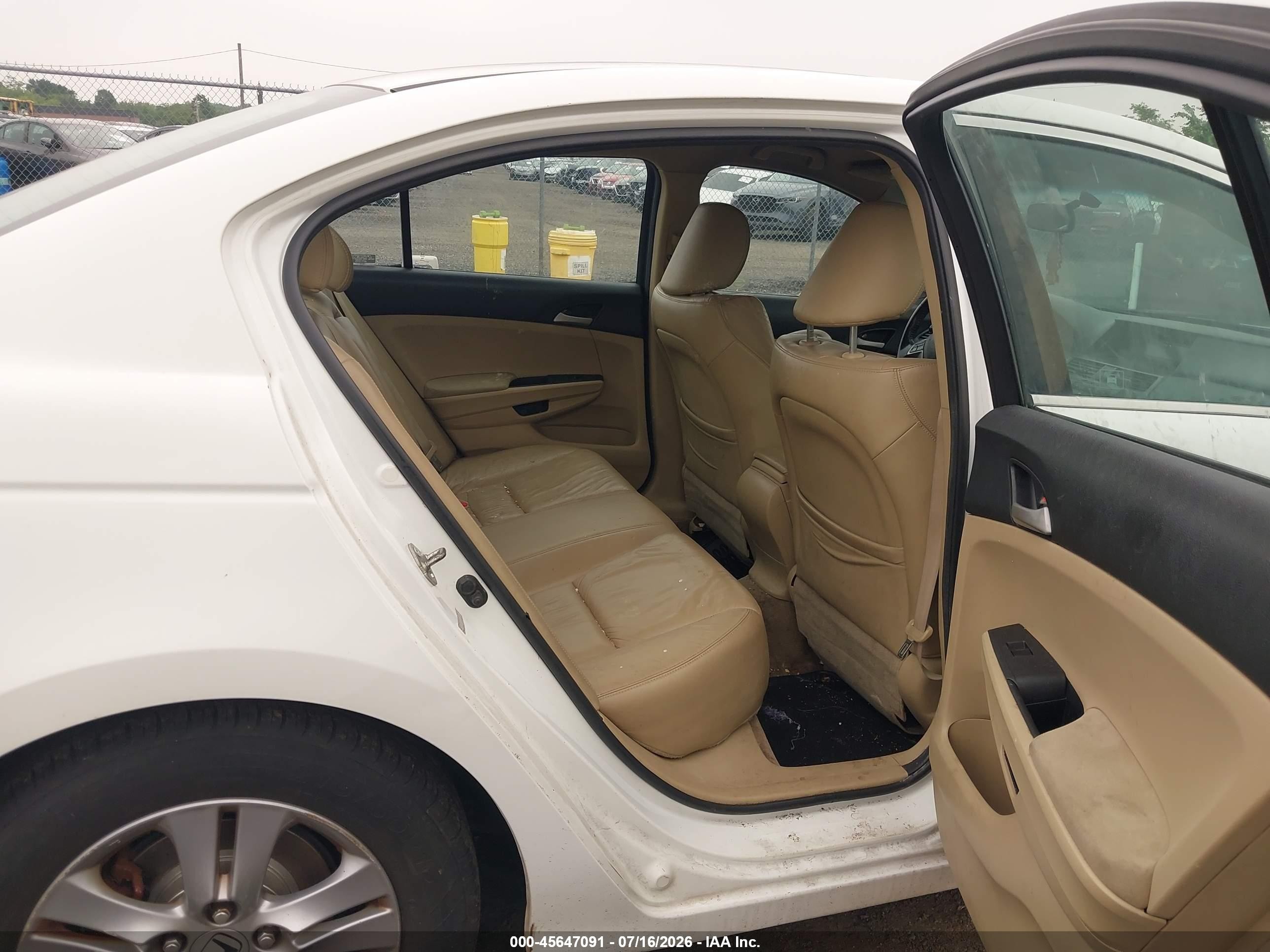 2012 Honda Accord 2.4 Se White vin: 1HGCP2F68CA121214