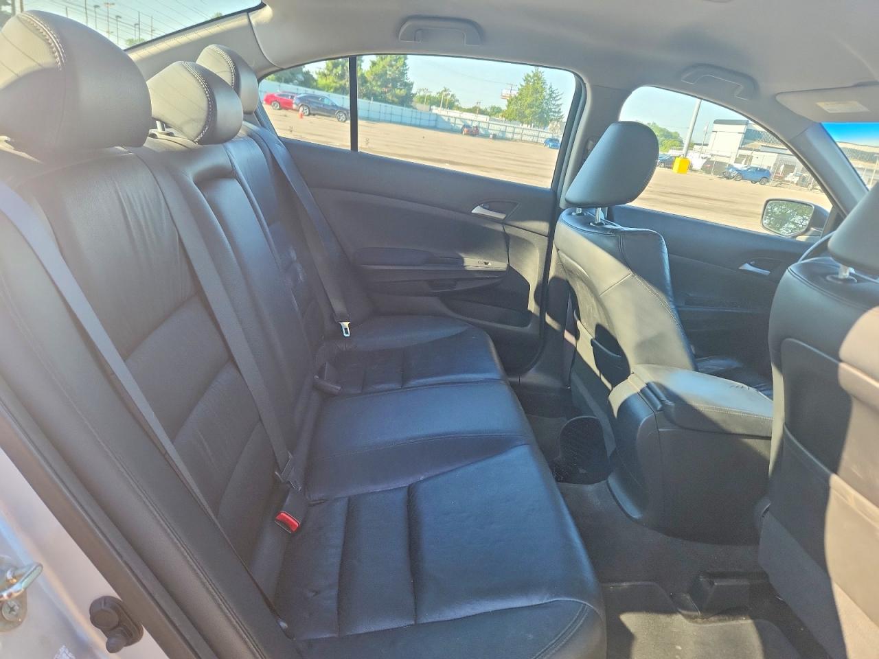 2012 Honda Accord Se Silver vin: 1HGCP2F68CA152852