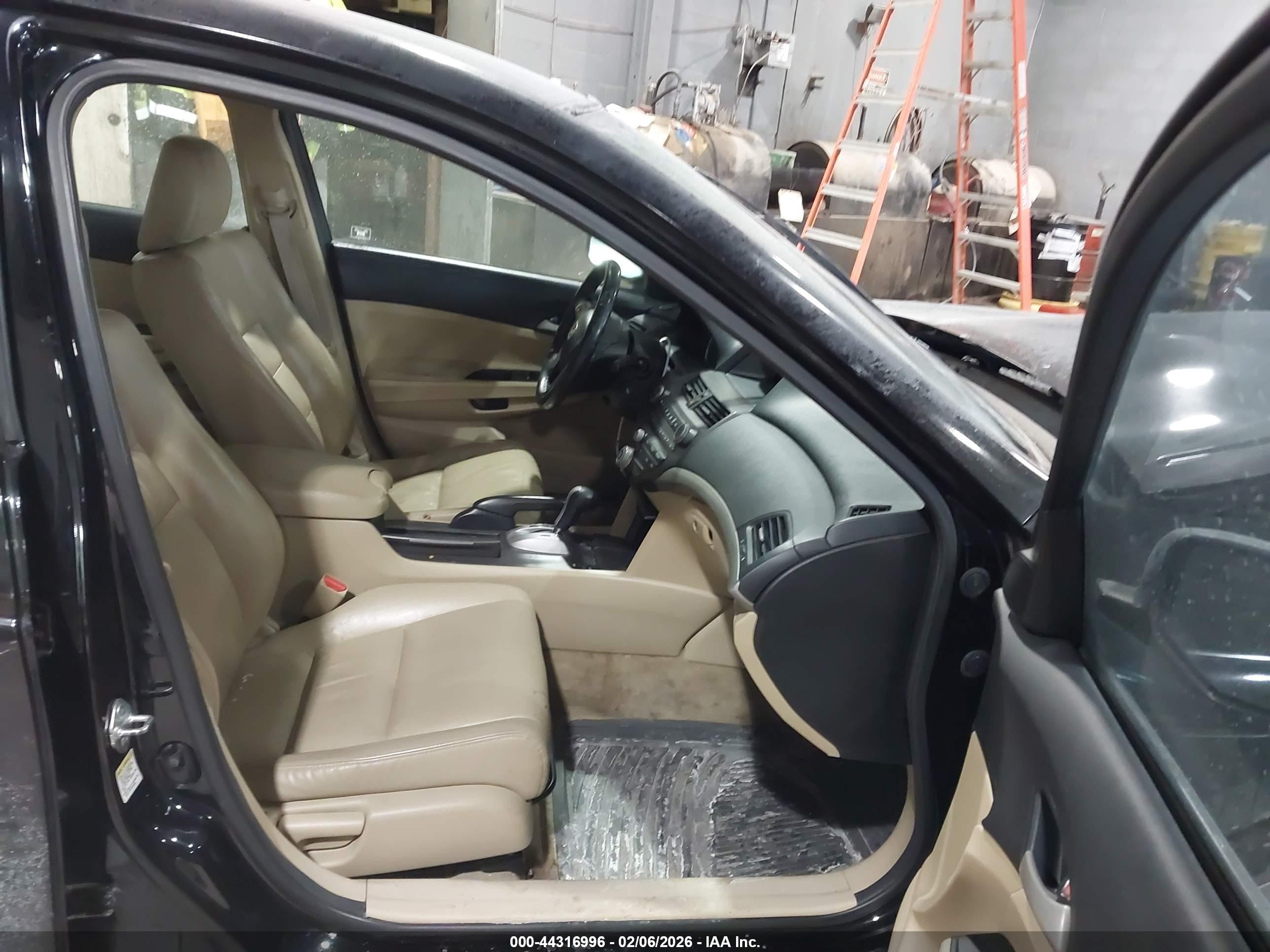 2011 Honda Accord 2.4 Se Black vin: 1HGCP2F69BA098069