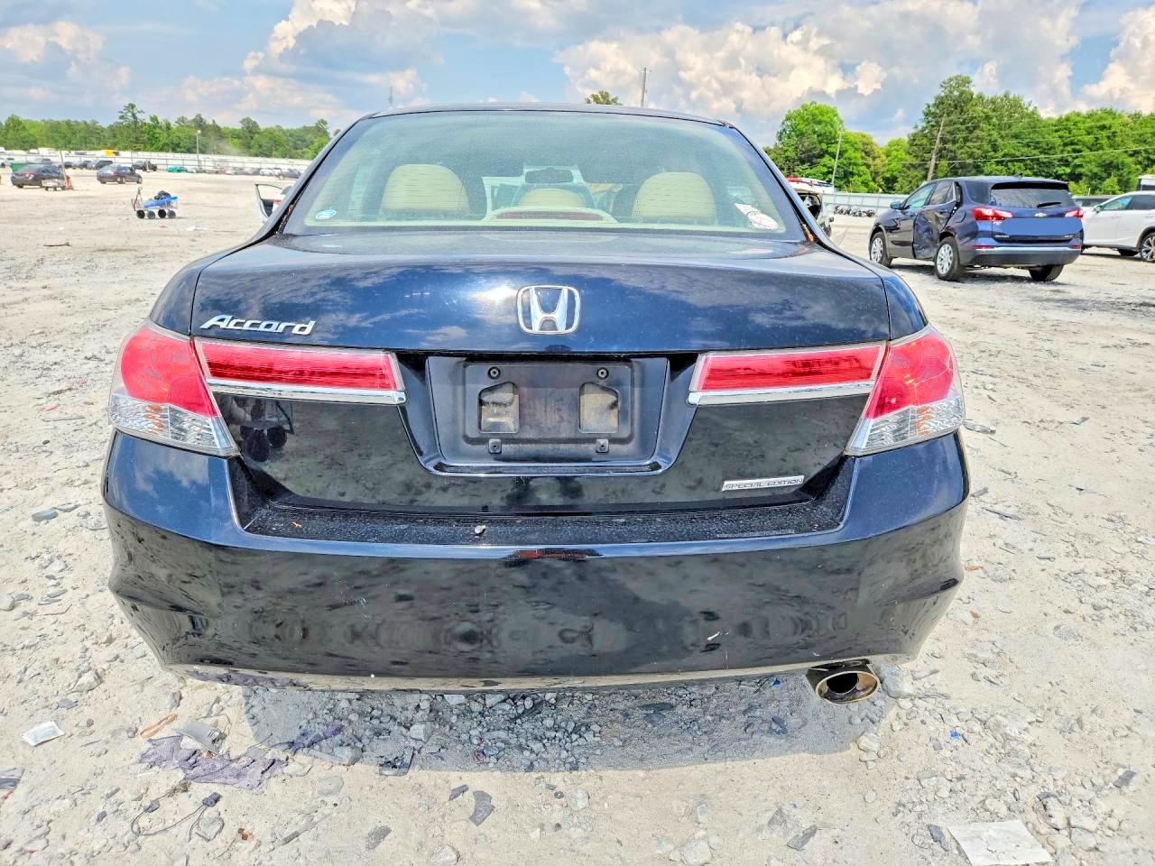 2011 Honda Accord Se Black vin: 1HGCP2F69BA101827
