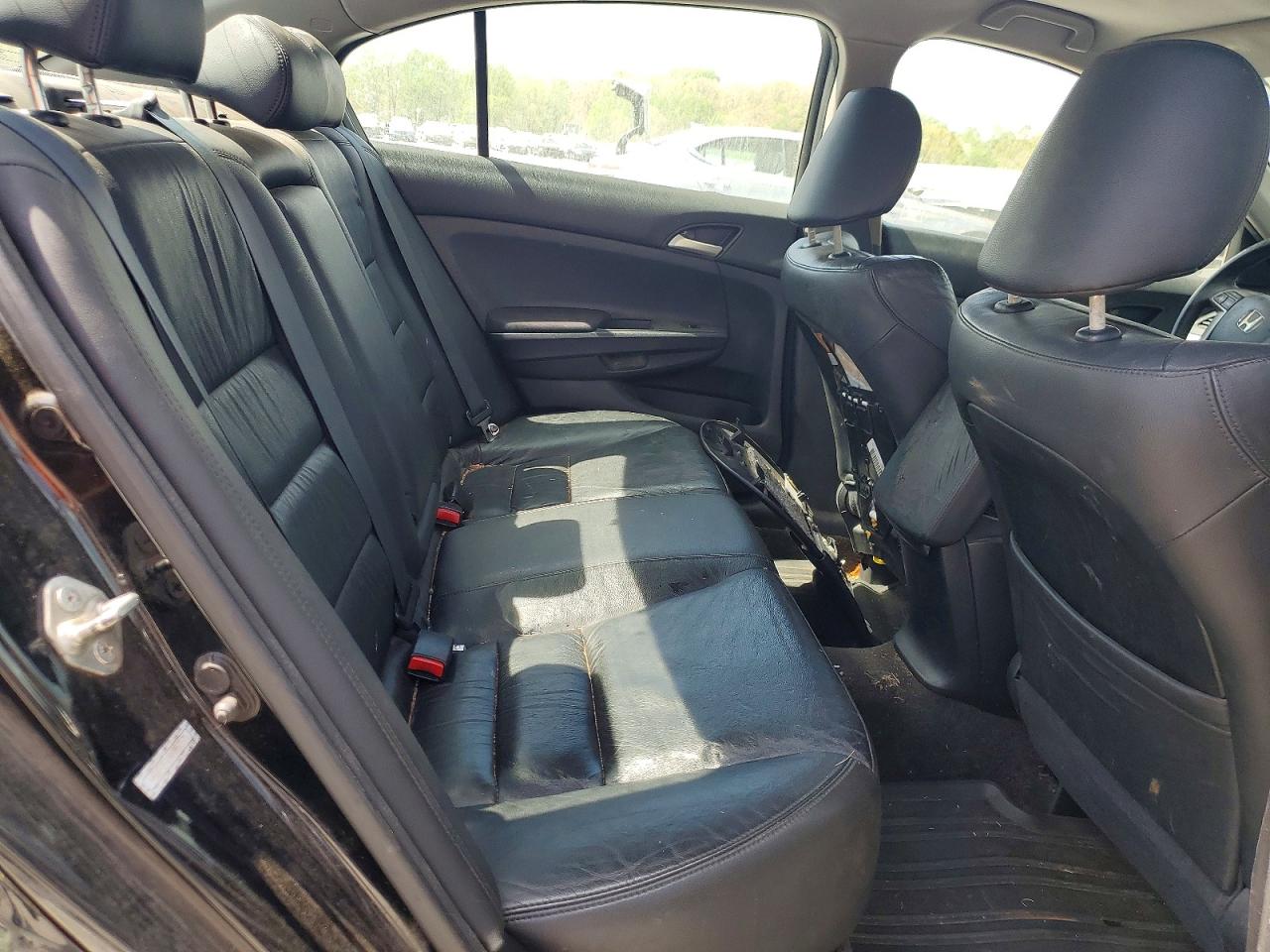 2011 Honda Accord Black vin: 1HGCP2F69BA132575