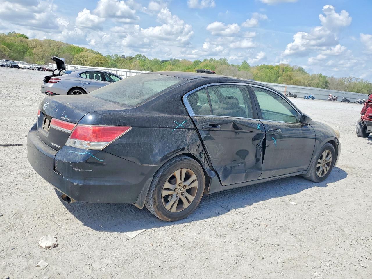 2011 Honda Accord Black vin: 1HGCP2F69BA132575