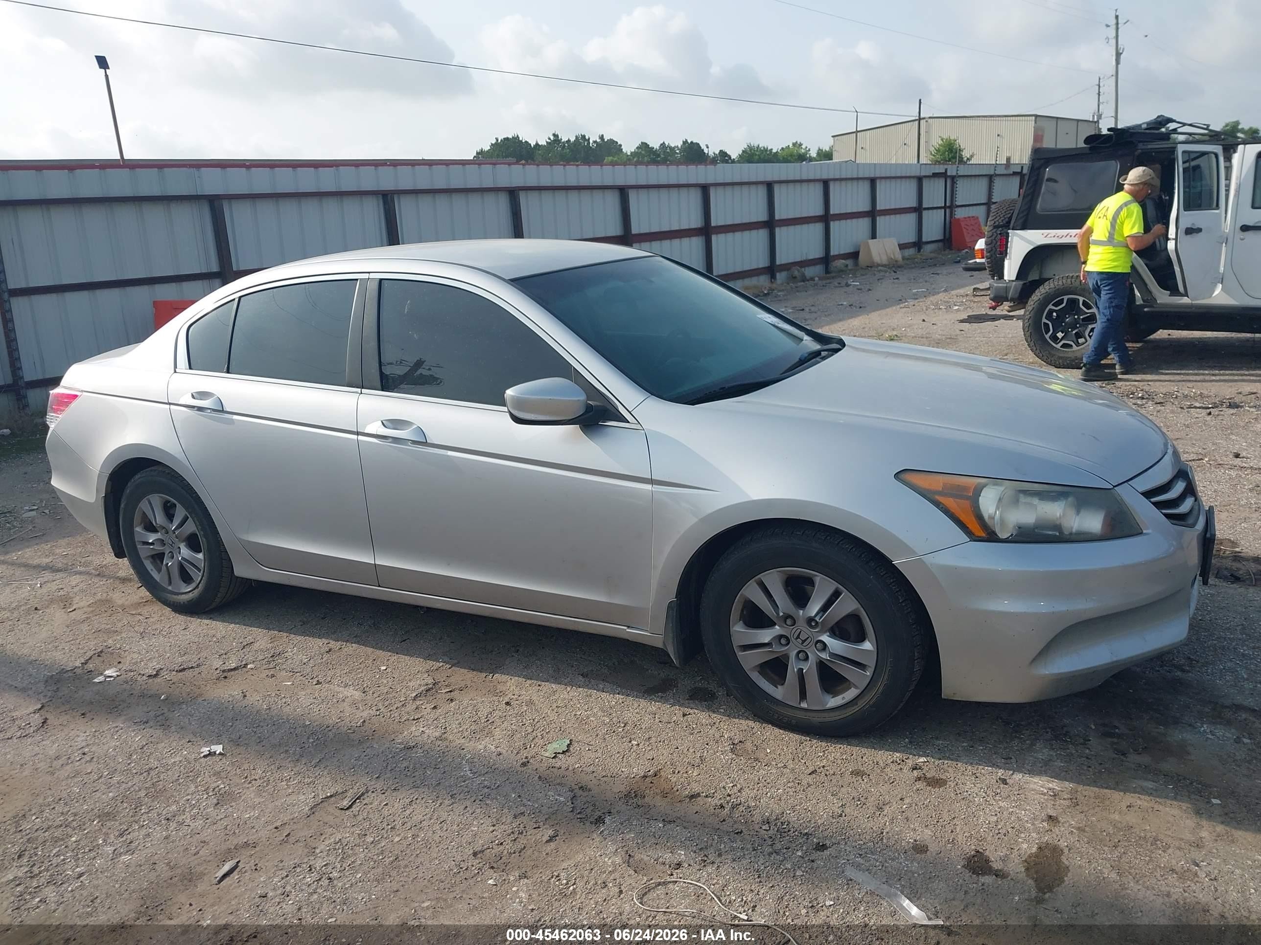 2012 Honda Accord 2.4 Se Silver vin: 1HGCP2F69CA026905