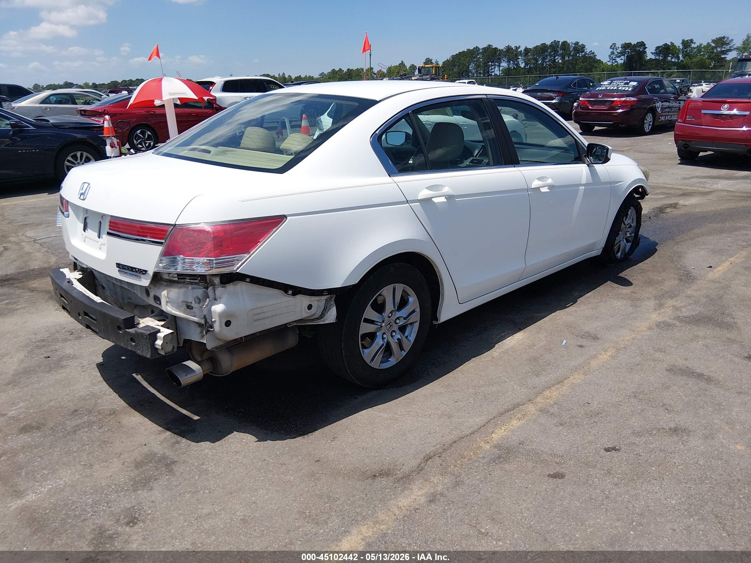 2012 Honda Accord 2.4 Se White vin: 1HGCP2F69CA071262