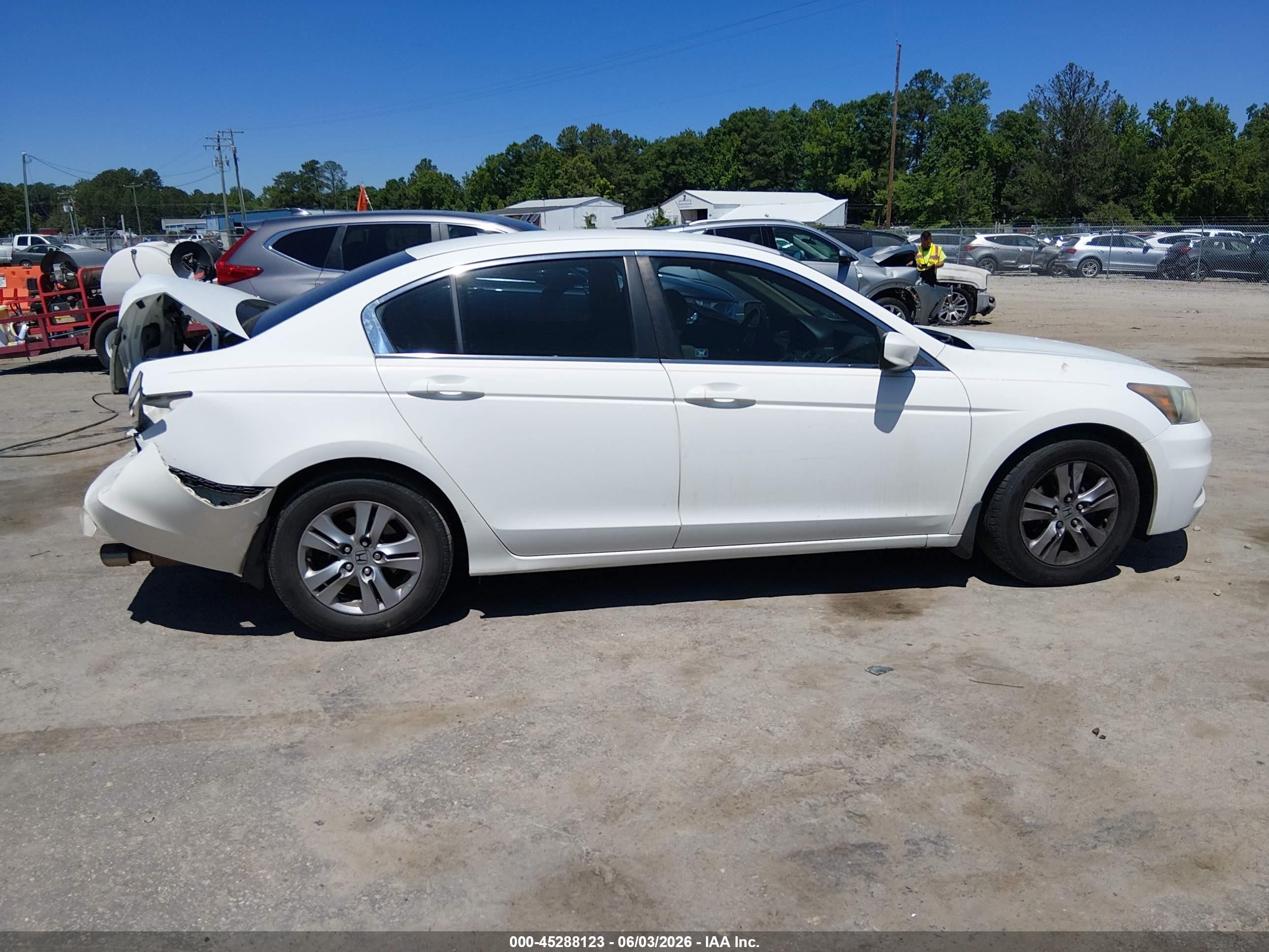 2012 Honda Accord 2.4 Se White vin: 1HGCP2F69CA115003