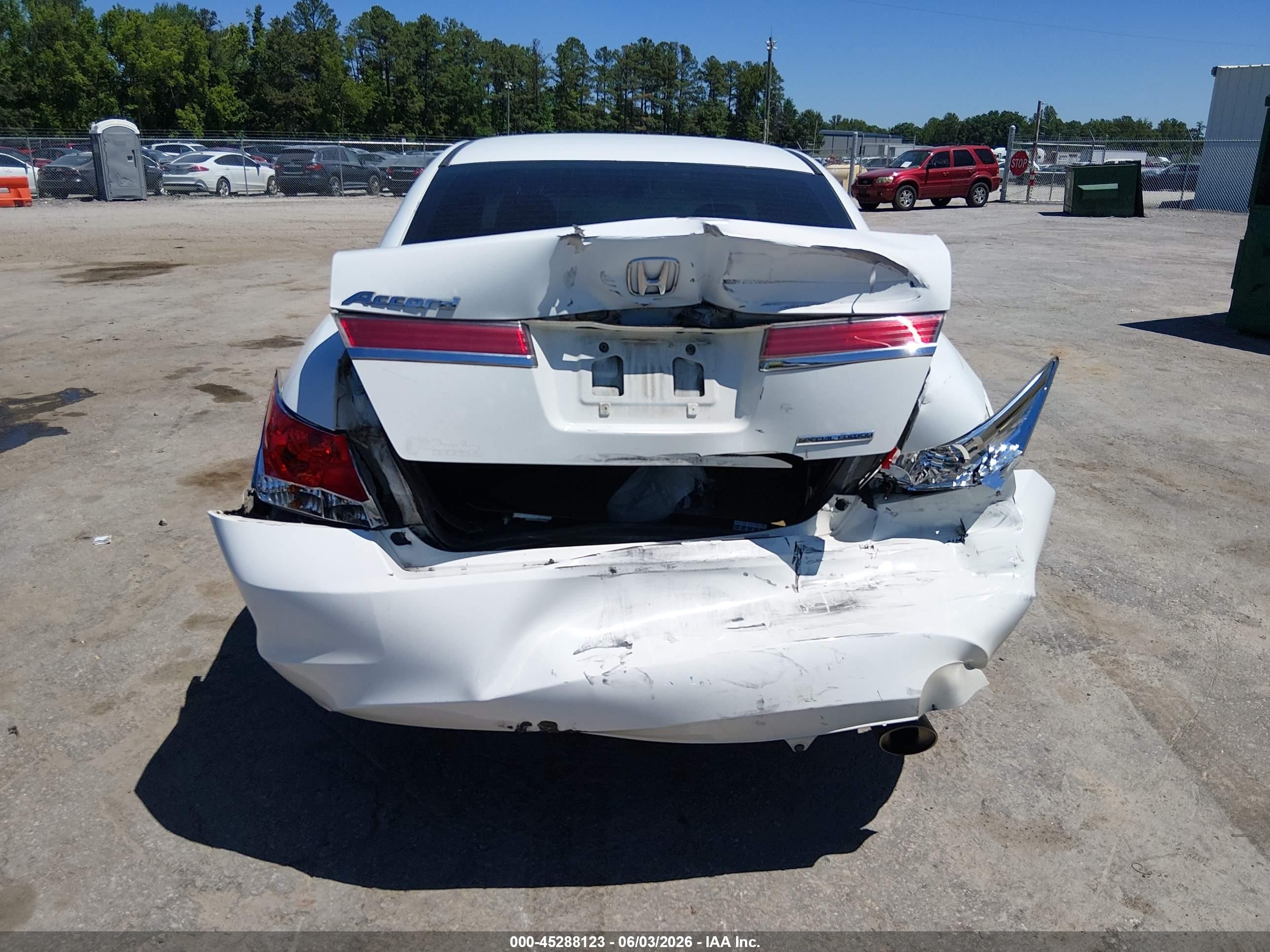 2012 Honda Accord 2.4 Se White vin: 1HGCP2F69CA115003
