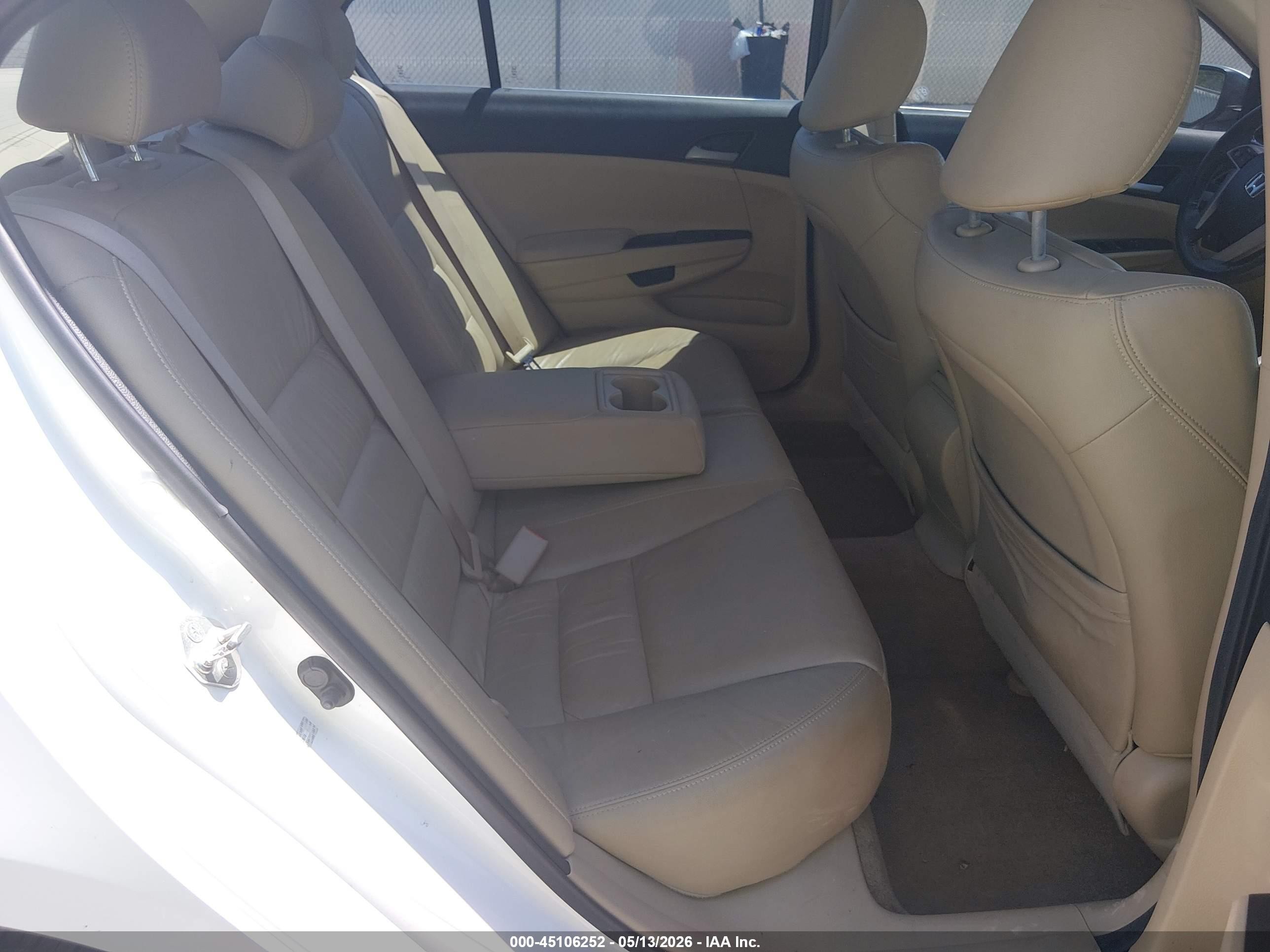 2012 Honda Accord 2.4 Se Белый vin: 1HGCP2F69CA221676