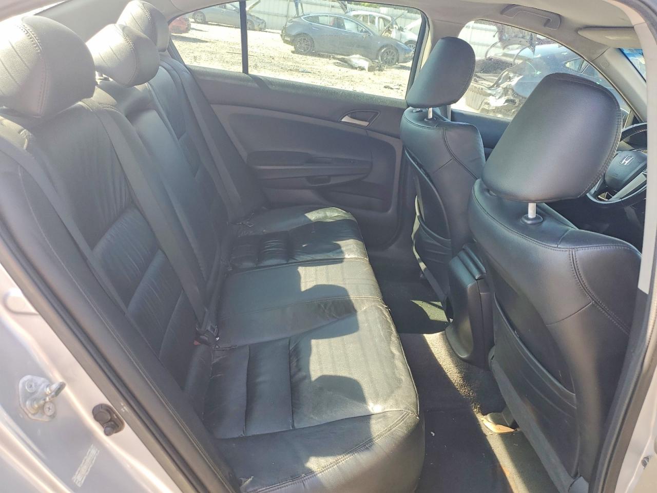 2011 Honda Accord Se Silver vin: 1HGCP2F6XBA062651
