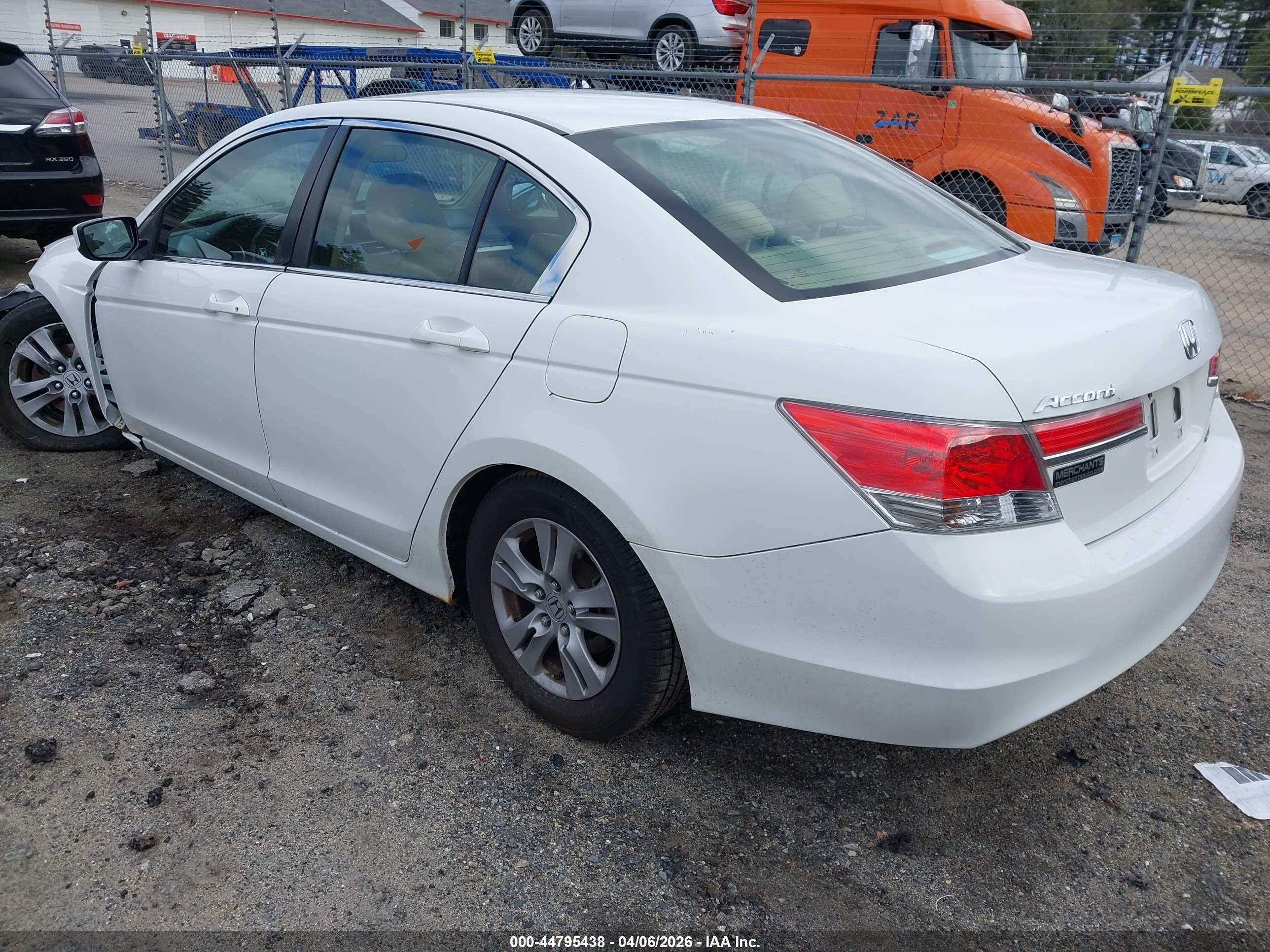 2011 Honda Accord 2.4 Se White vin: 1HGCP2F6XBA142614