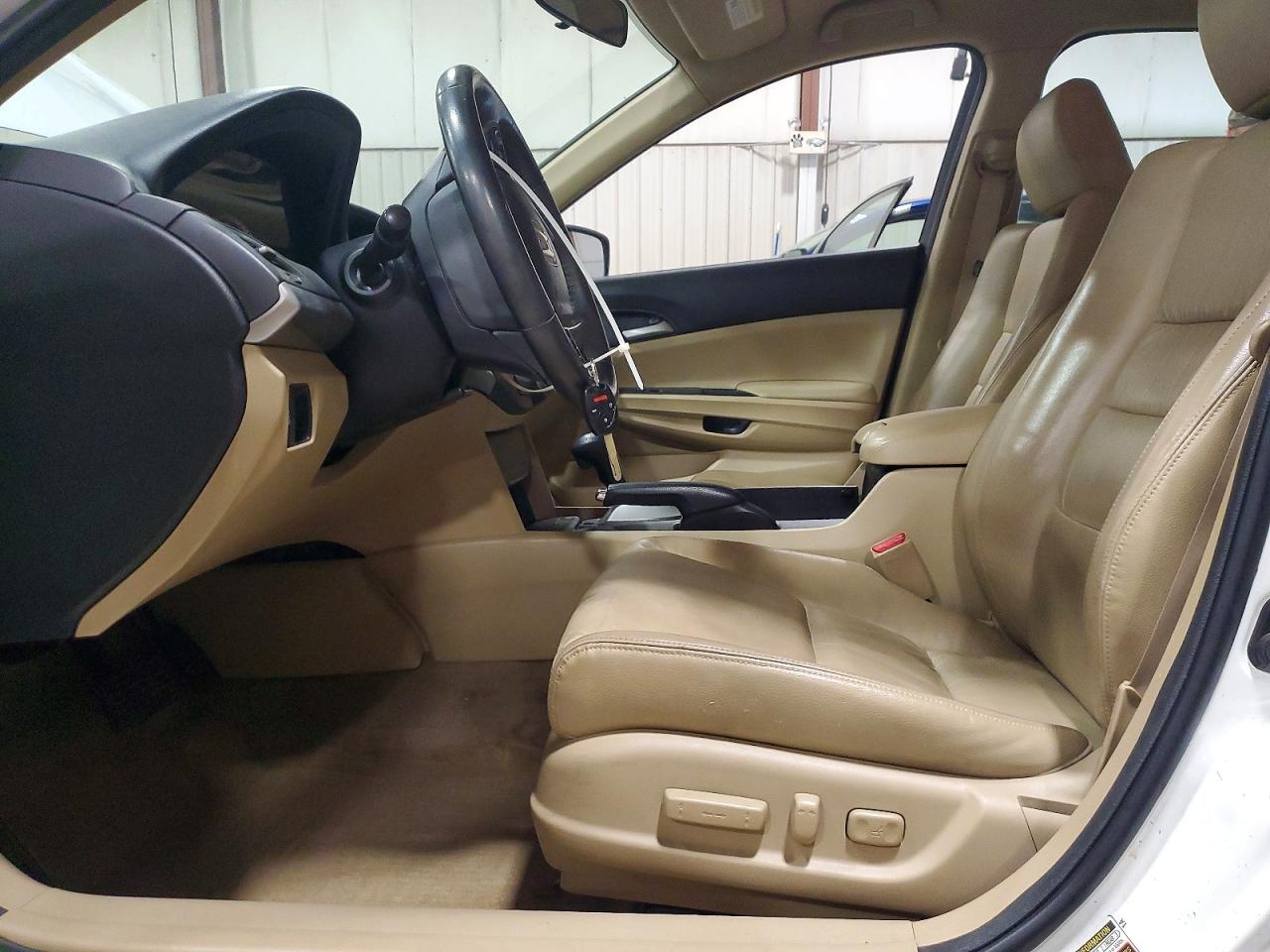 2012 Honda Accord Se White vin: 1HGCP2F6XCA108156