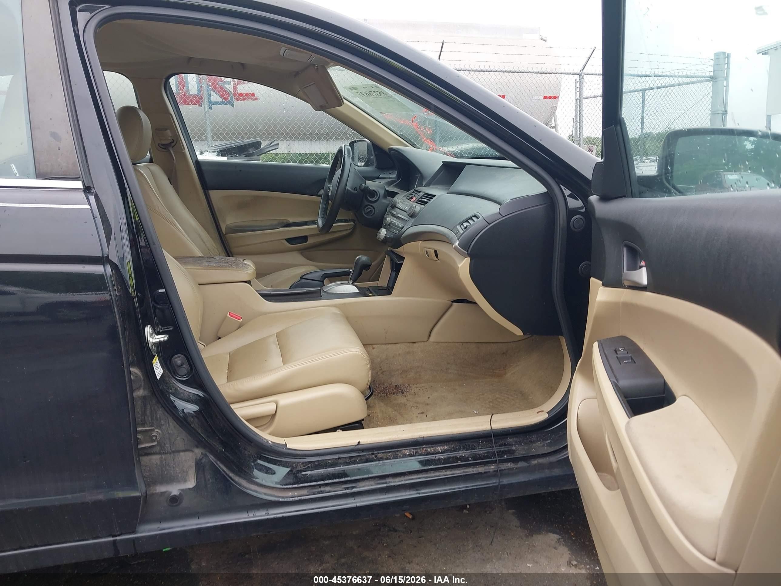 2012 Honda Accord 2.4 Se Черный vin: 1HGCP2F6XCA176991