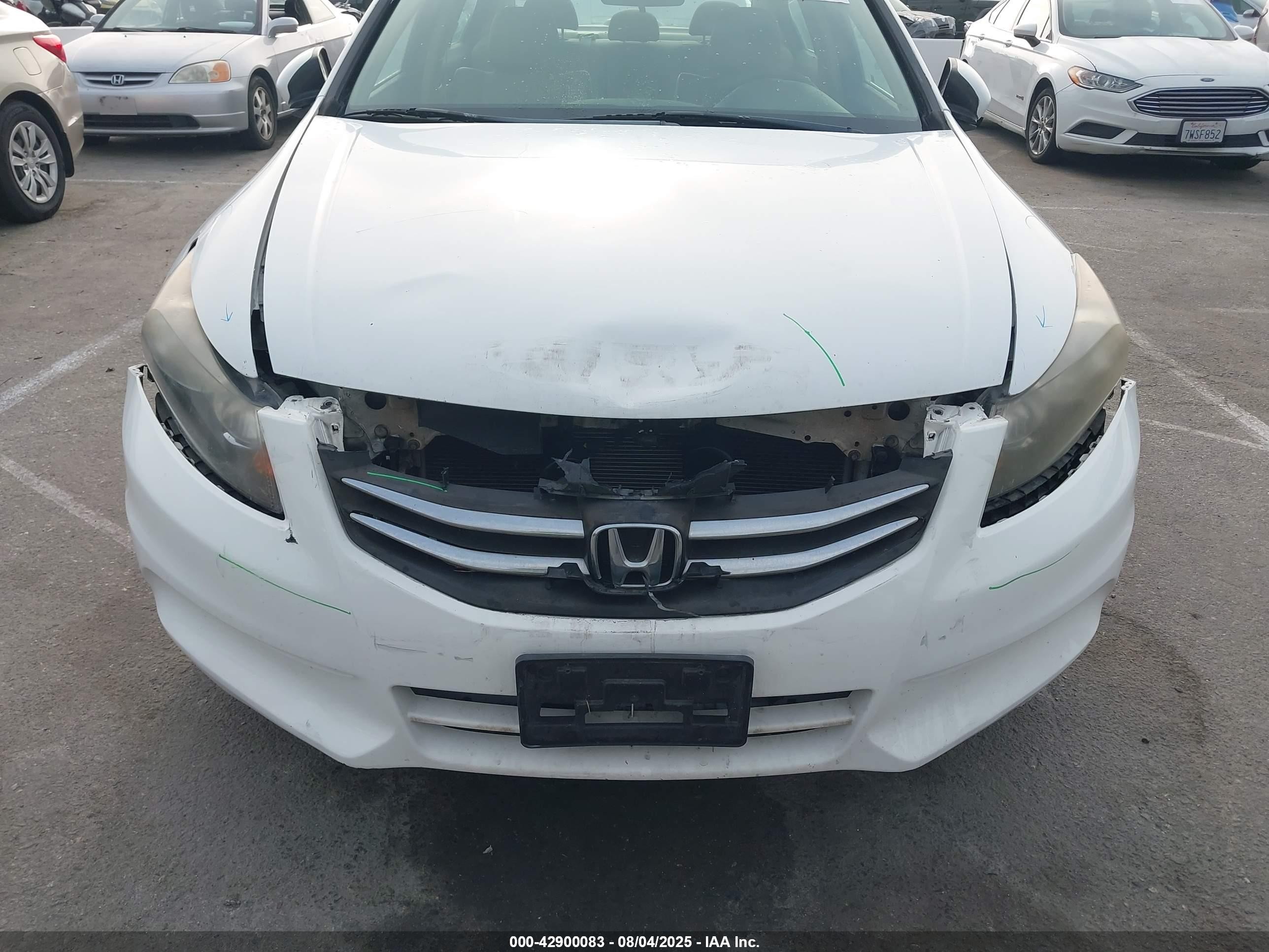 2012 Honda Accord 2.4 Se White vin: 1HGCP2F6XCA231570