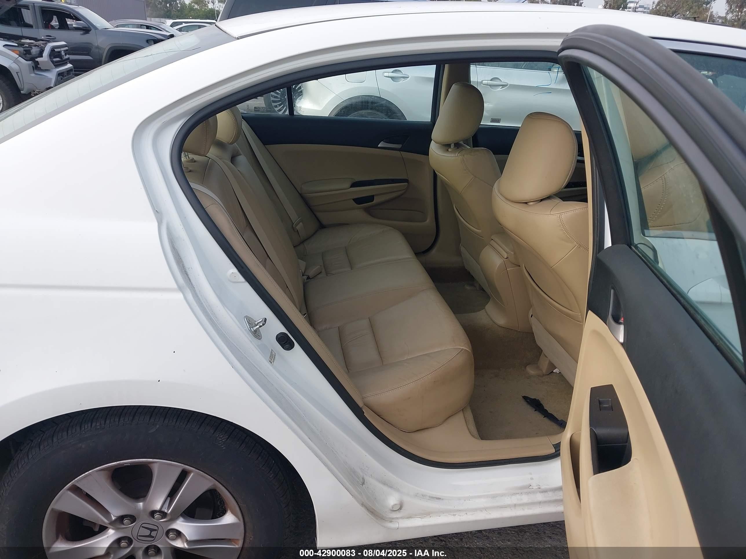 2012 Honda Accord 2.4 Se White vin: 1HGCP2F6XCA231570