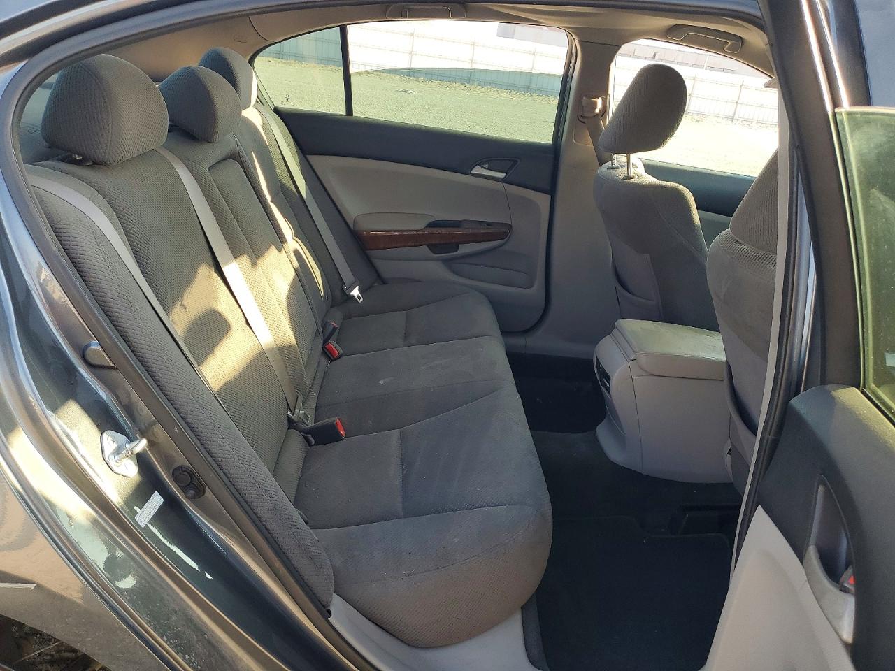 2011 Honda Accord Ex Gray vin: 1HGCP2F70BA002418