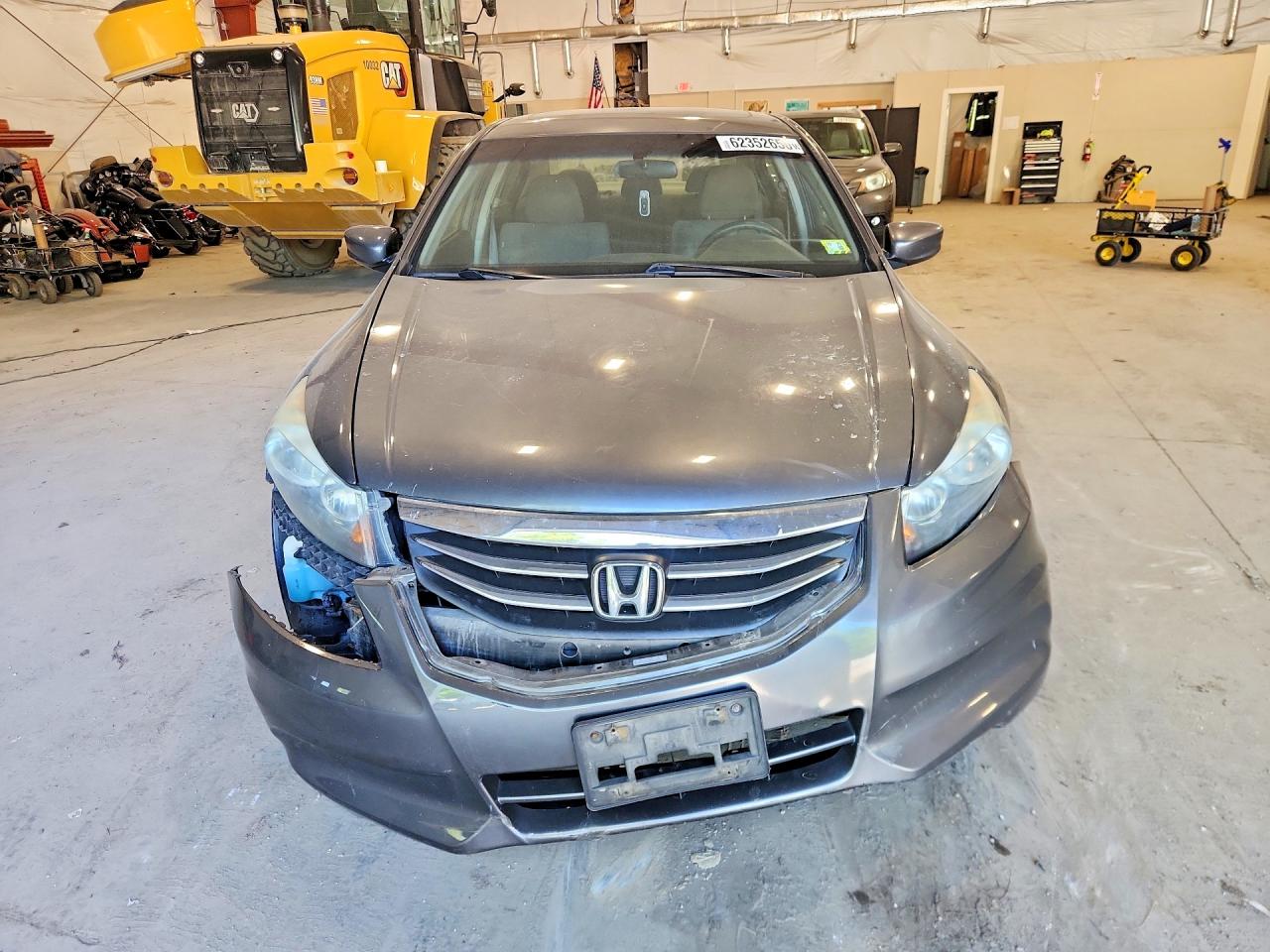 2011 Honda Accord Ex Gray vin: 1HGCP2F70BA023995