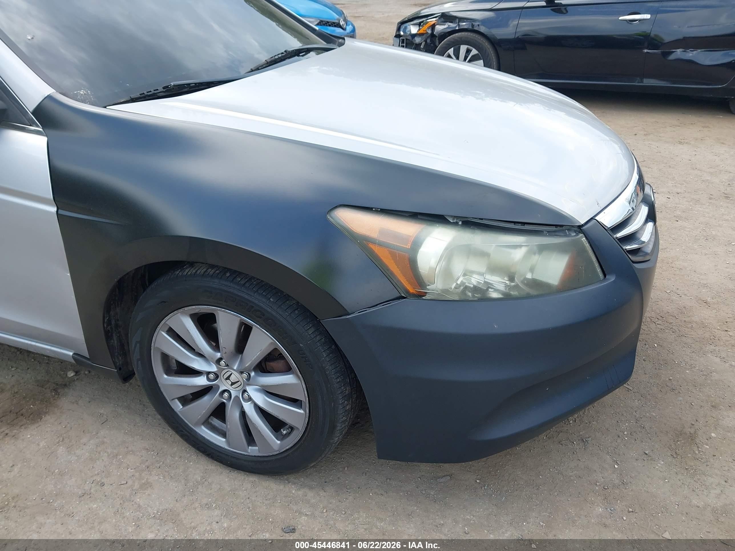 2011 Honda Accord 2.4 Ex Серебряный vin: 1HGCP2F70BA088894