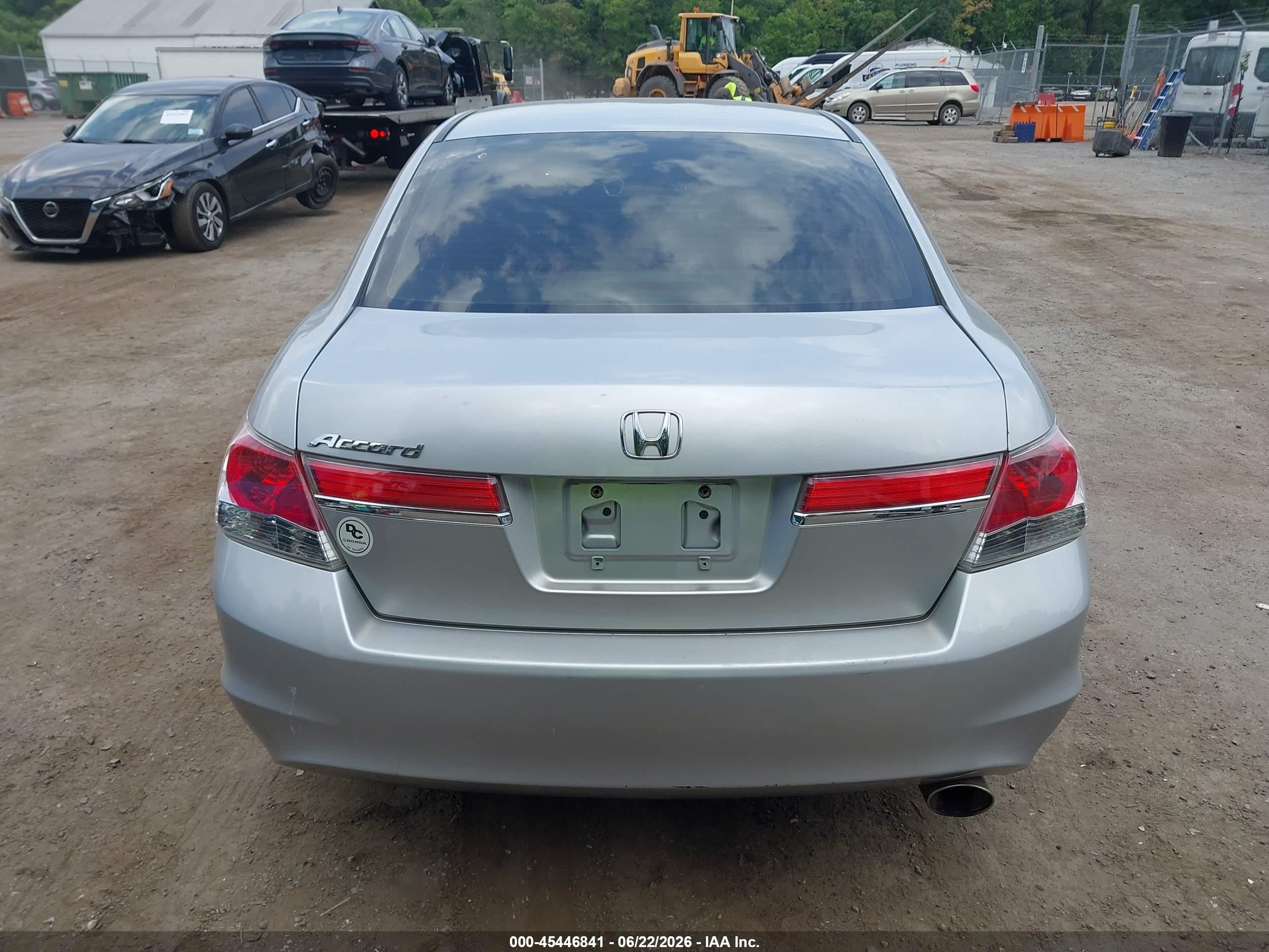 2011 Honda Accord 2.4 Ex Серебряный vin: 1HGCP2F70BA088894