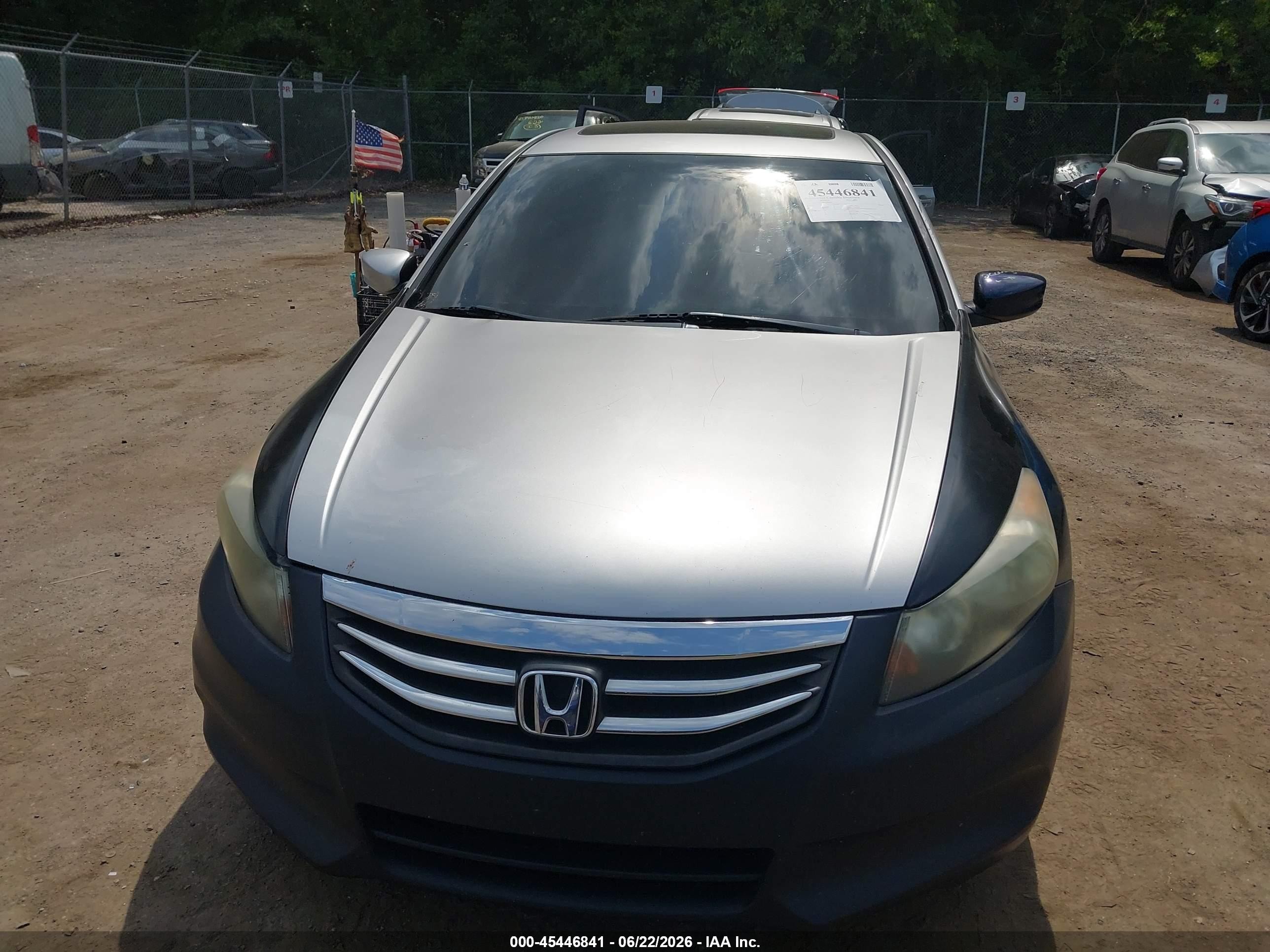2011 Honda Accord 2.4 Ex Серебряный vin: 1HGCP2F70BA088894